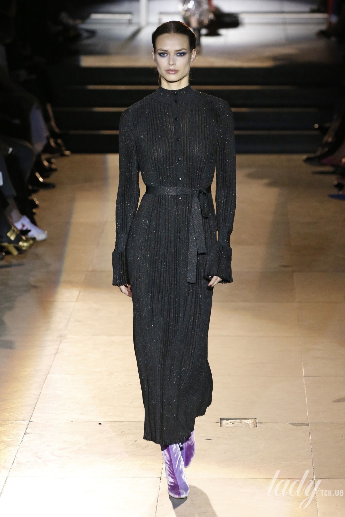 Коллекция Carolina Herrera прет-а-порте сезона осень-зима 2018-2019_19