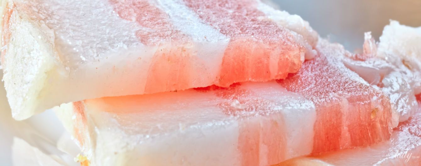 Как приготовить оригинальную закуску из сала
