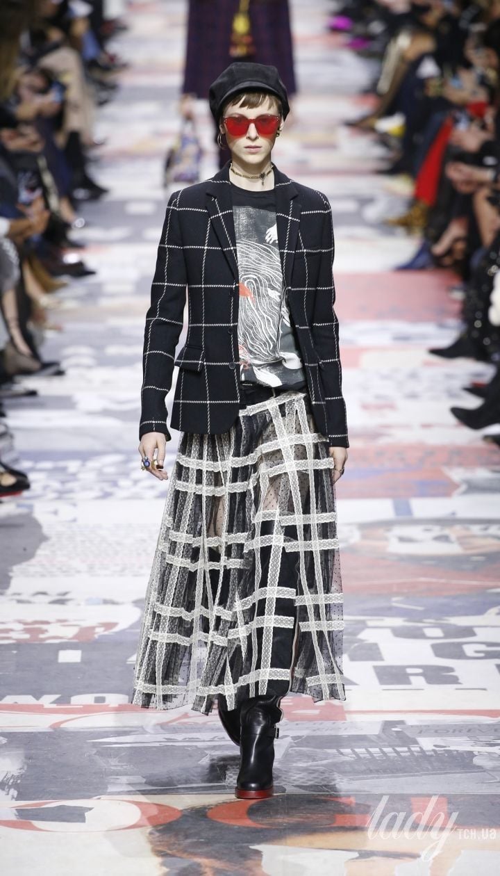   Christian Dior Collection Fall Pre-Harbor Season -198-2019 