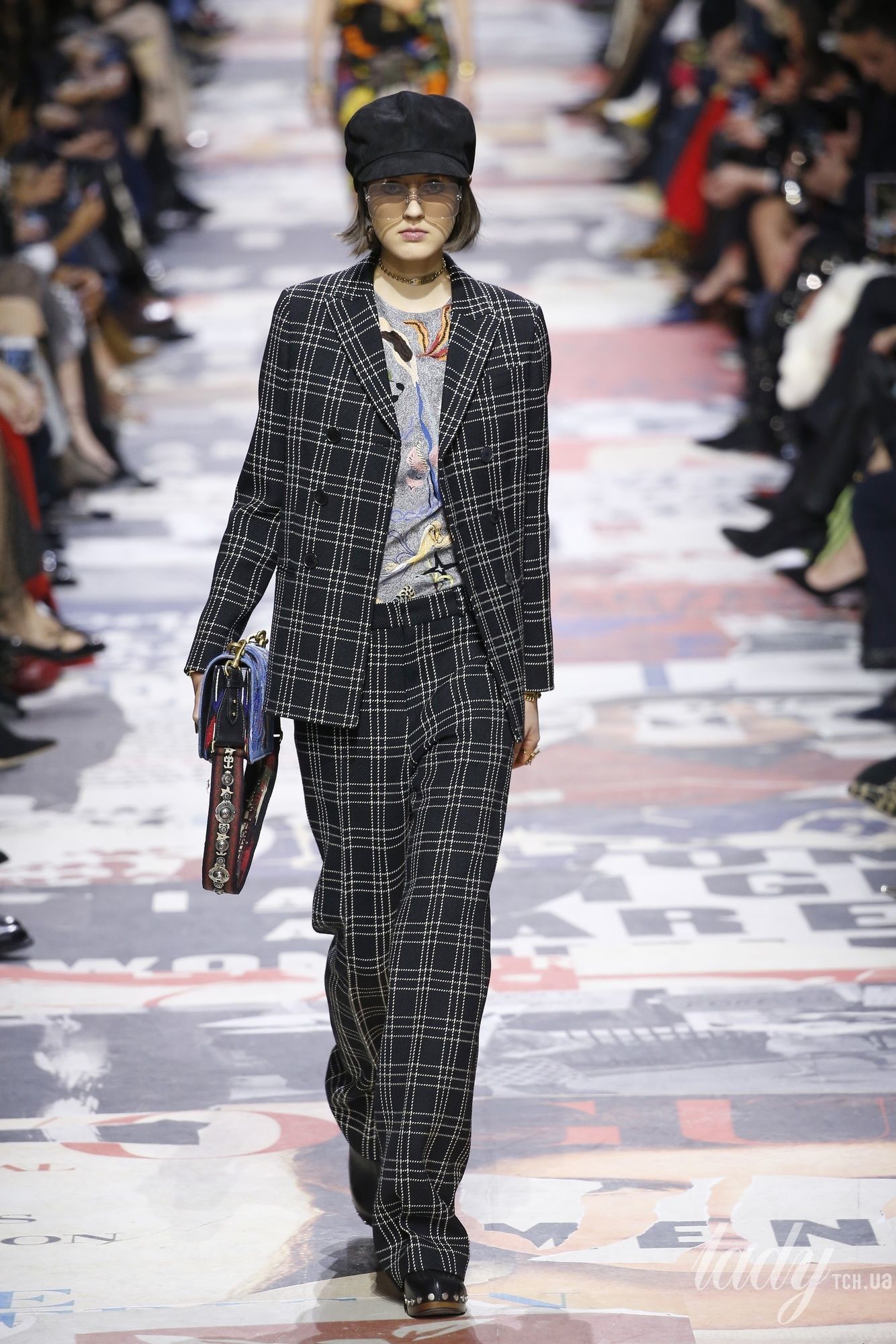 Коллекция Christian Dior прет-а-порте сезона осень-зима 2018-2019_11