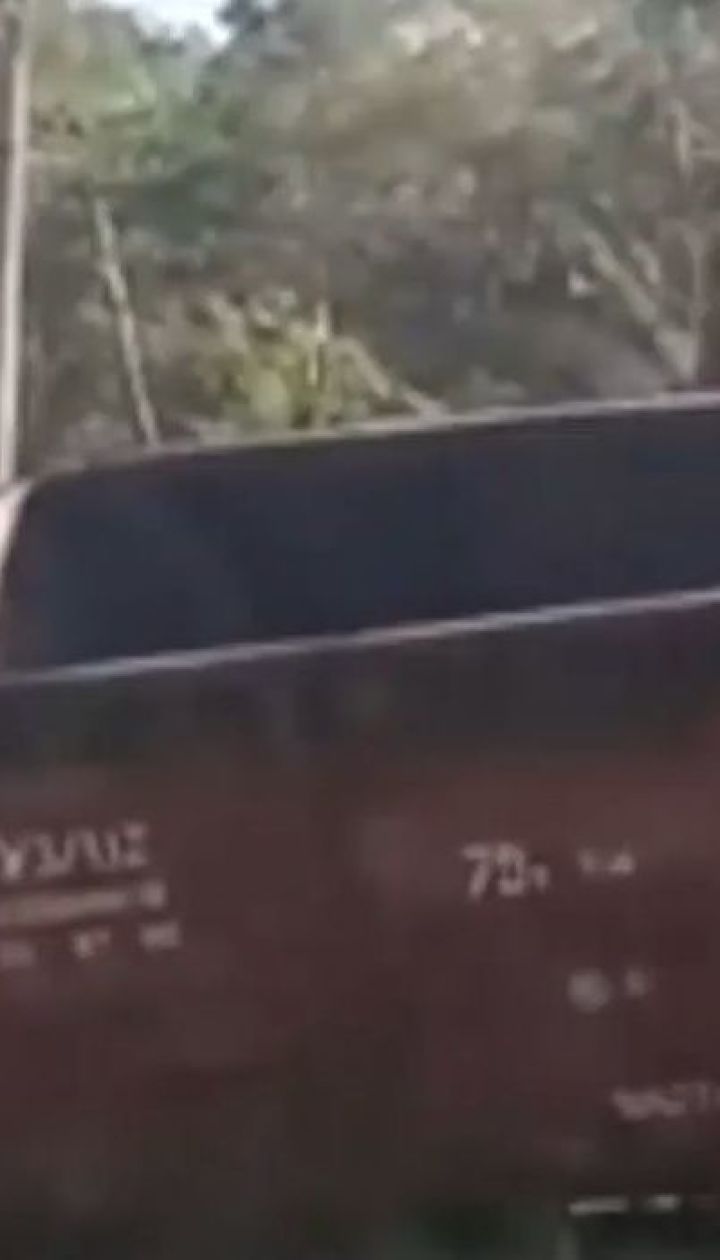 Грузовой поезд сошел с рельсов утром под Днепром