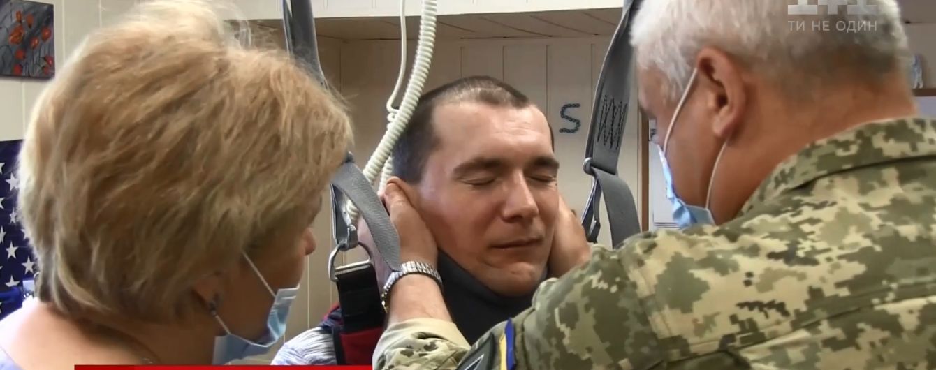 Жахливо скалічений в АТО Герой України Петраківський здивував медиків неочікуваним прогресом у реабілітації