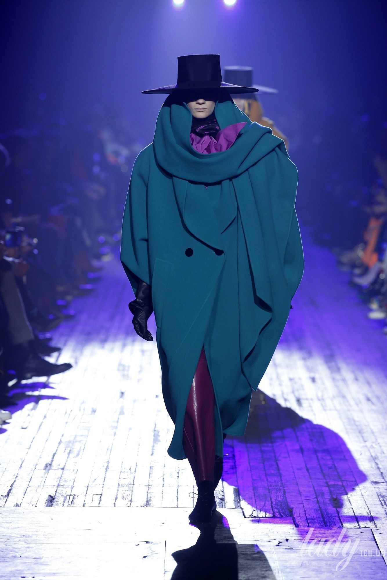 Коллекция Marc Jacobs прет-а-порте сезона осень-зима 2018-2019_3