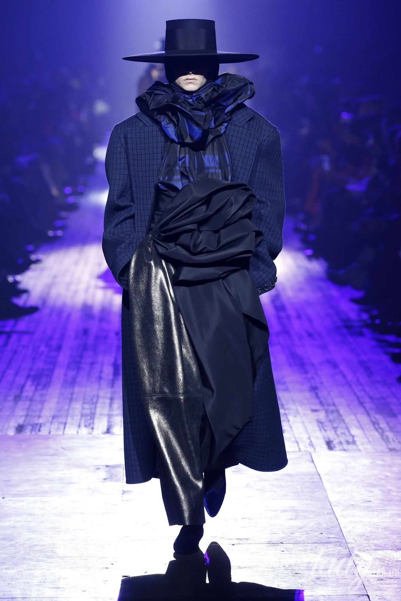 Коллекция Marc Jacobs прет-а-порте сезона осень-зима 2018-2019_19