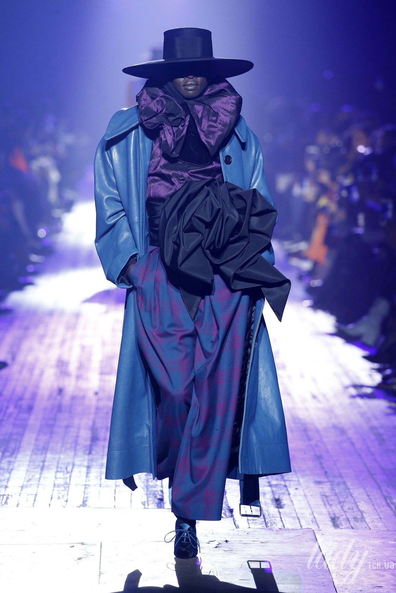 Коллекция Marc Jacobs прет-а-порте сезона осень-зима 2018-2019_24