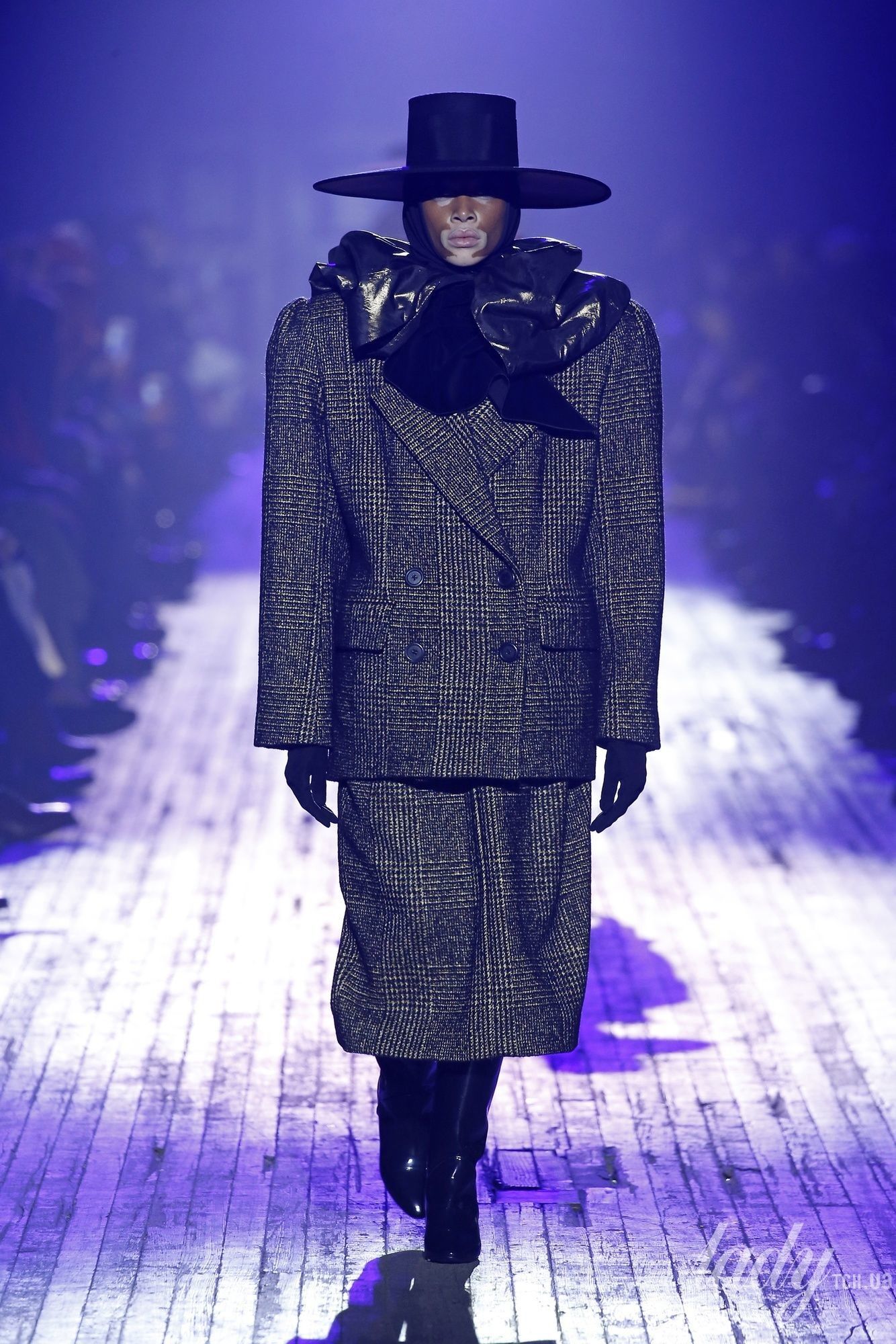 Коллекция Marc Jacobs прет-а-порте сезона осень-зима 2018-2019_20