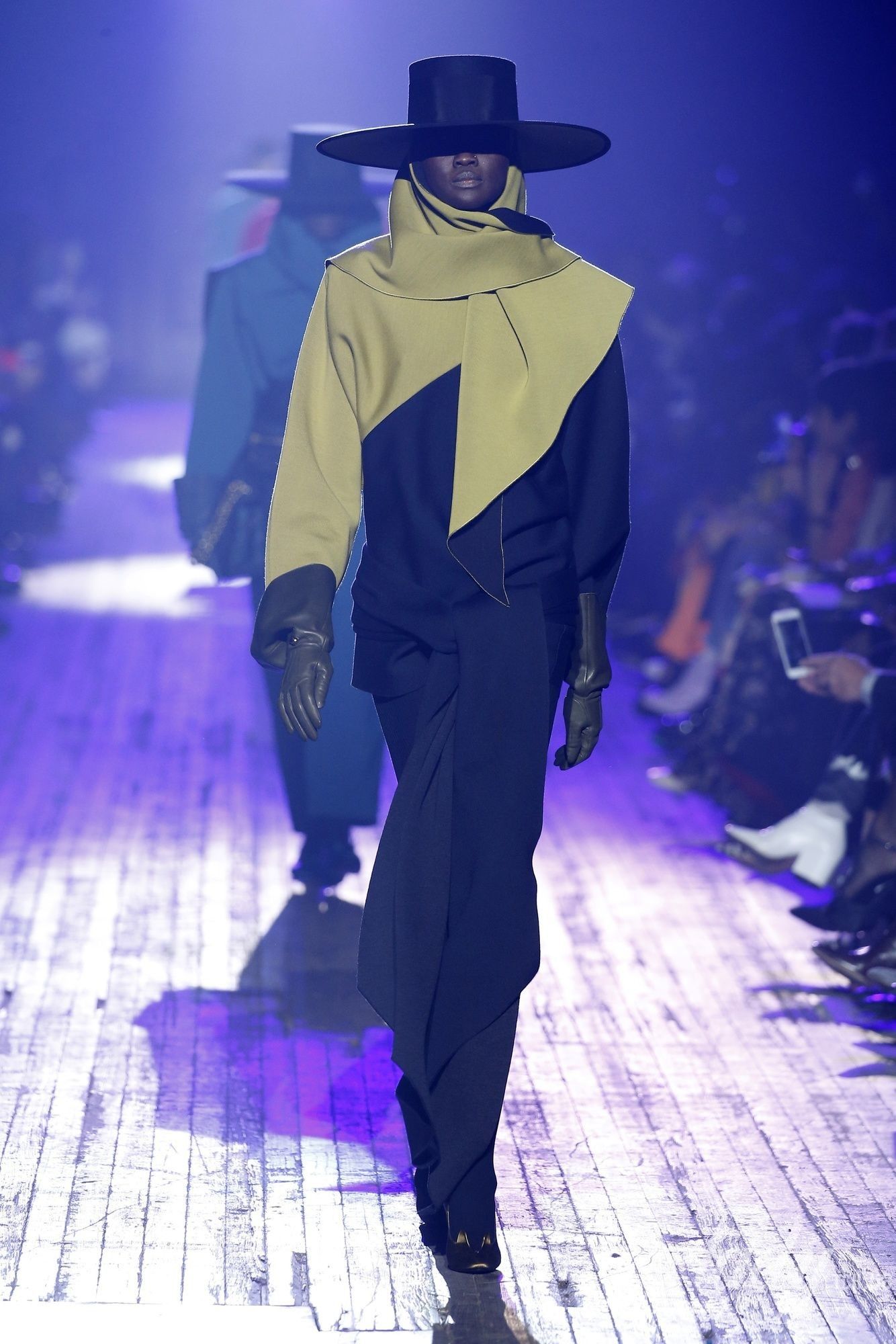 Коллекция Marc Jacobs прет-а-порте сезона осень-зима 2018-2019_30