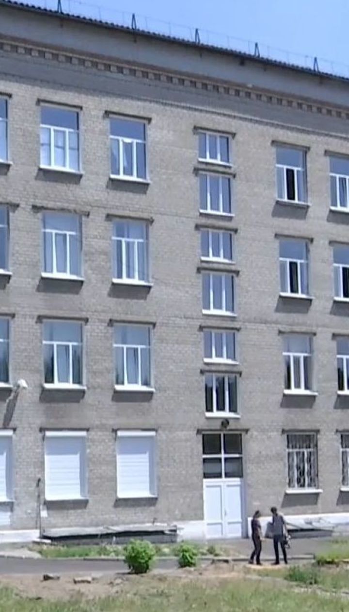 У Дніпрі батьки протестують проти будівництва хмарочоса впритул до школи