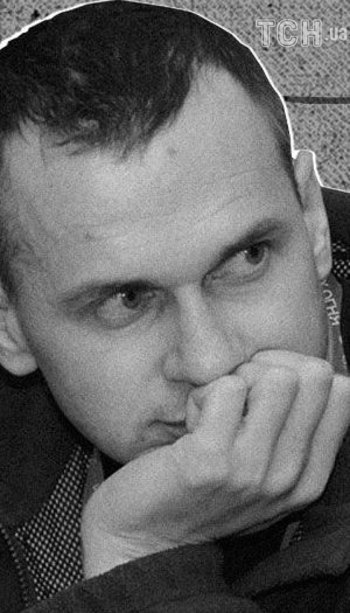 Сенцова перевели из медчасти обратно в "барак" – правозащитник