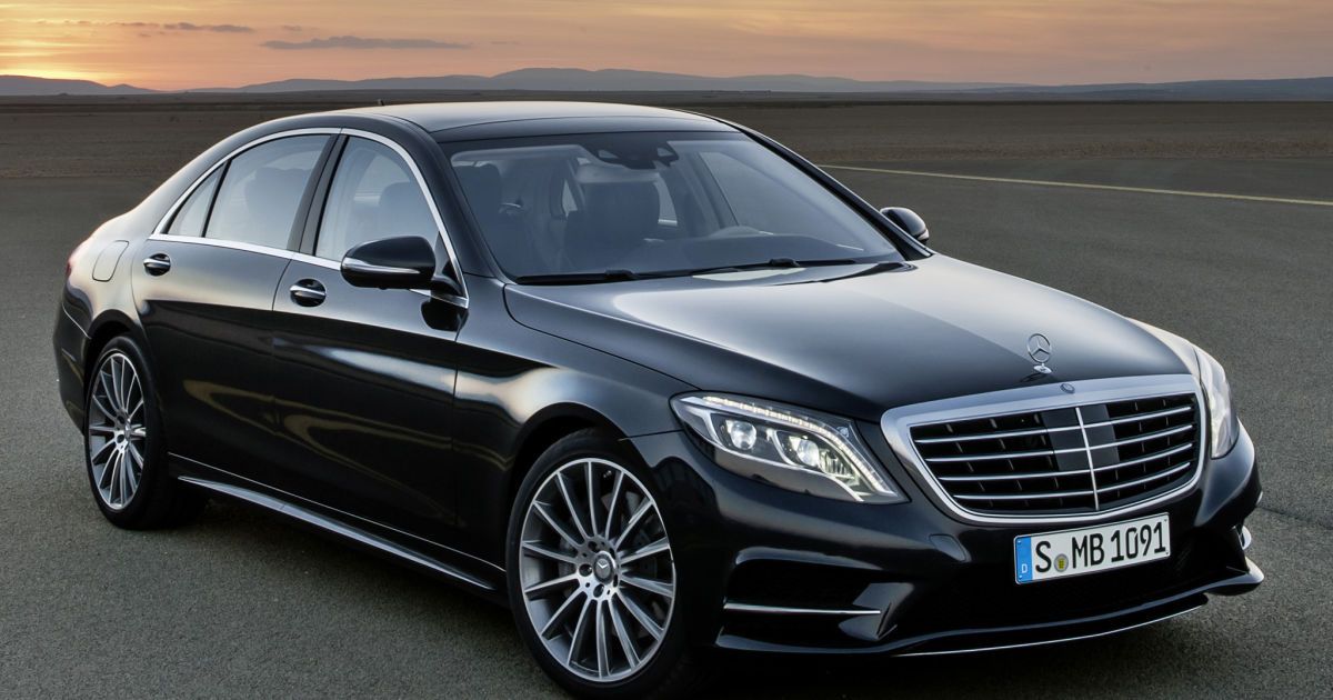 У Порошенко решили купить четыре люксовых Mercedes и выделили на это 2 млн долларов