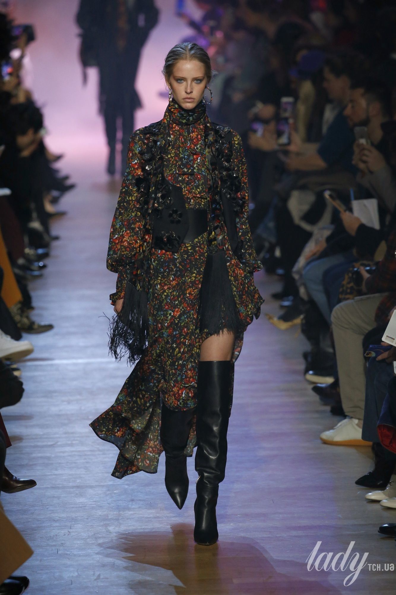 Коллекция Elie Saab прет-а-порте сезона осень-зима 2018-2019_1