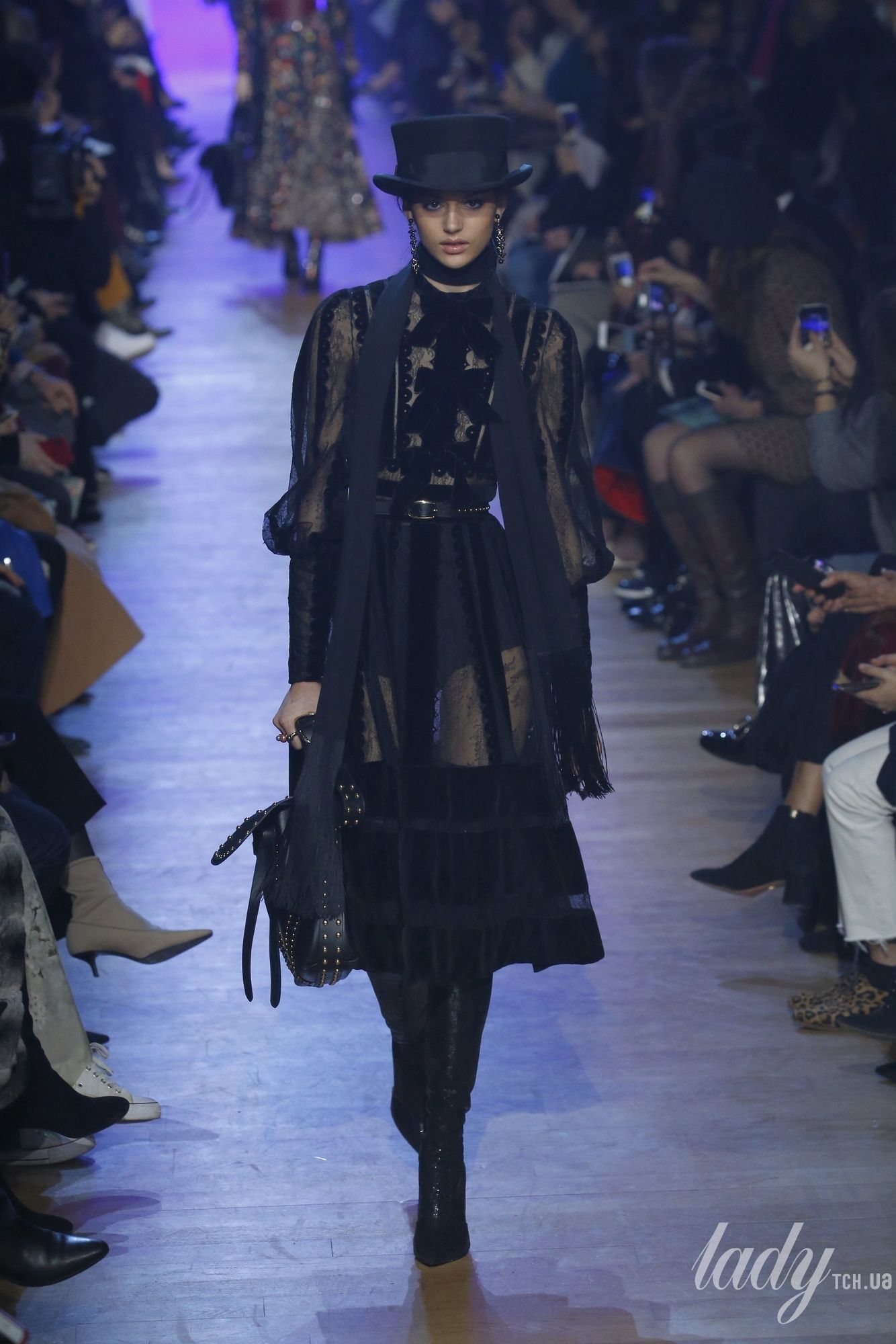 Коллекция Elie Saab прет-а-порте сезона осень-зима 2018-2019_18