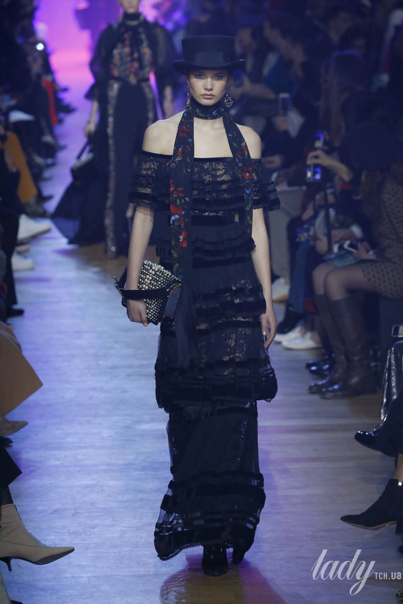 Коллекция Elie Saab прет-а-порте сезона осень-зима 2018-2019_29