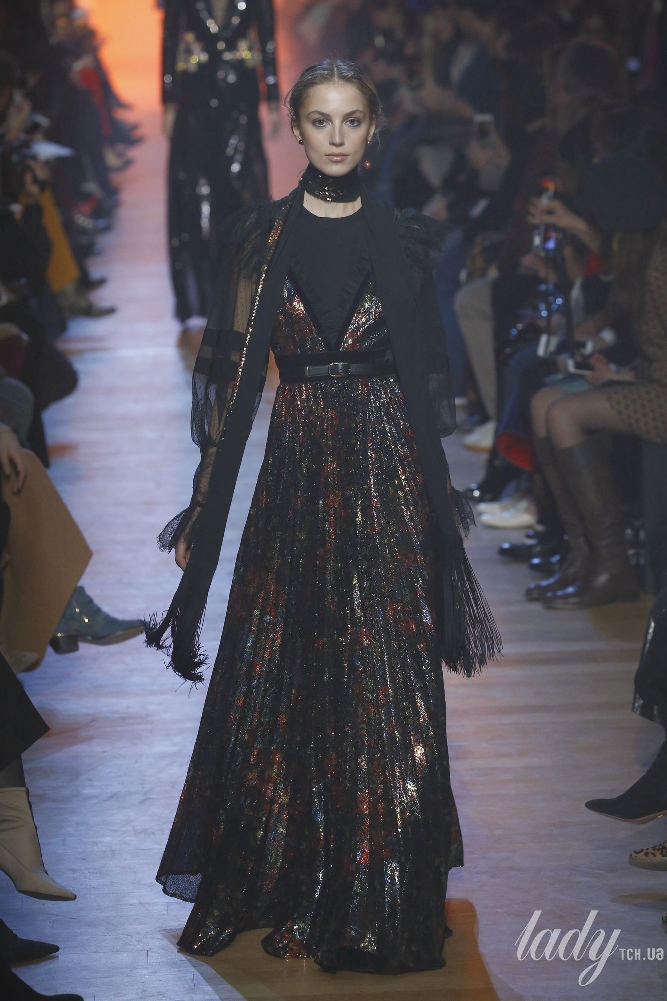 Коллекция Elie Saab прет-а-порте сезона осень-зима 2018-2019_50