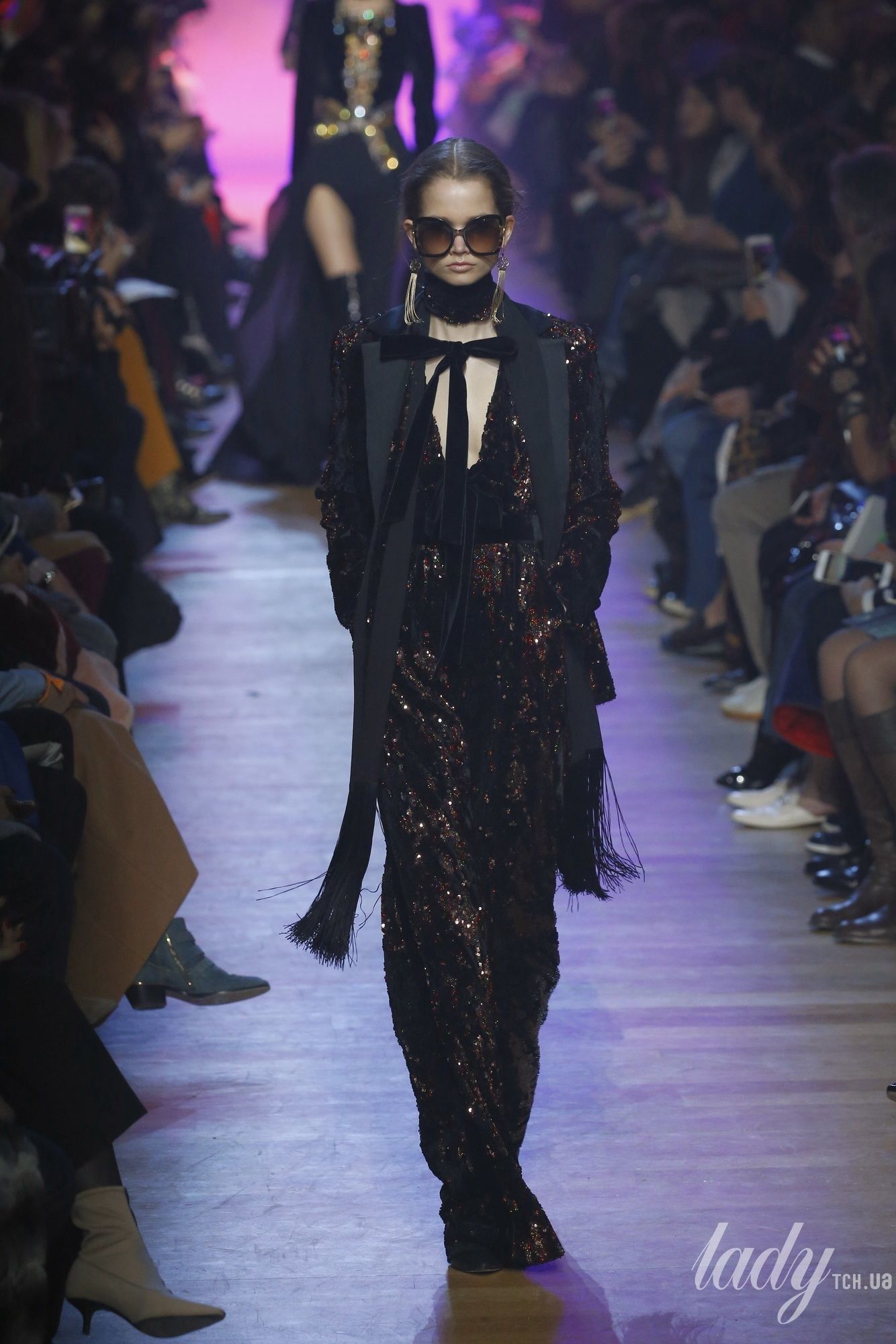 Коллекция Elie Saab прет-а-порте сезона осень-зима 2018-2019_46