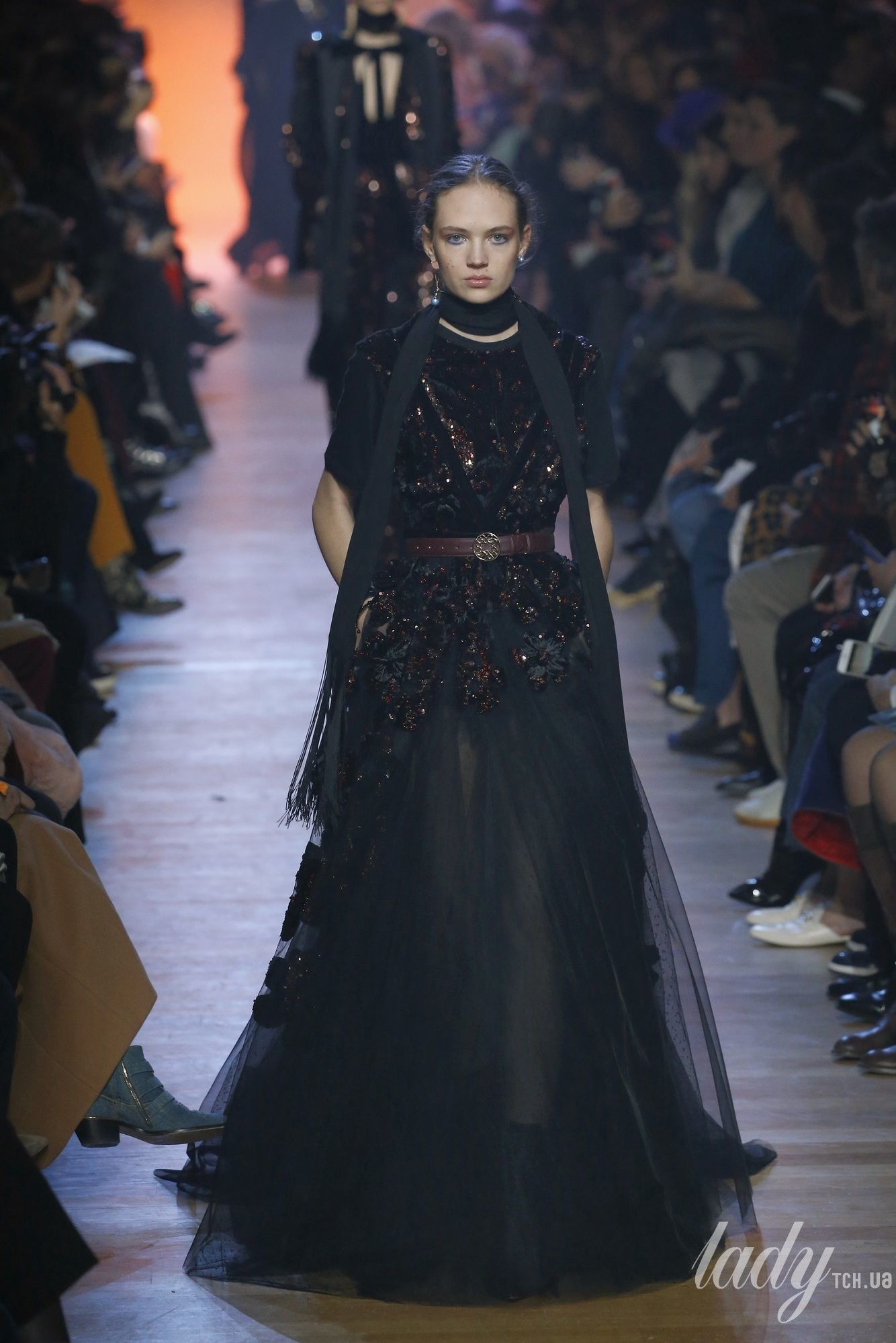 Коллекция Elie Saab прет-а-порте сезона осень-зима 2018-2019_45