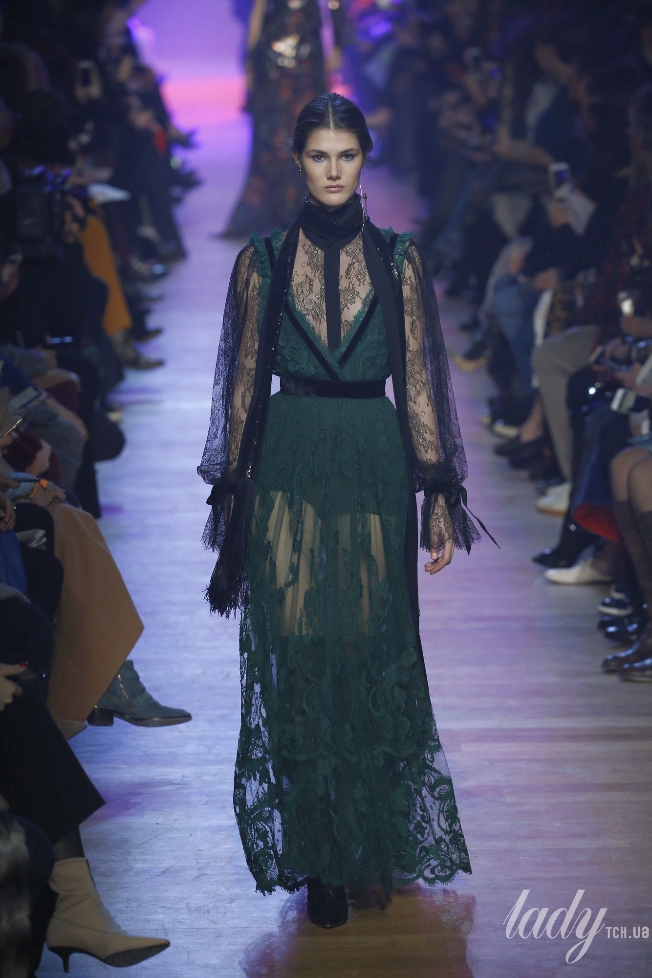 Коллекция Elie Saab прет-а-порте сезона осень-зима 2018-2019_39