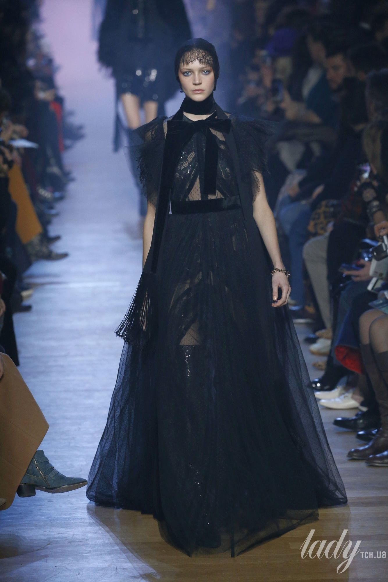 Коллекция Elie Saab прет-а-порте сезона осень-зима 2018-2019_57