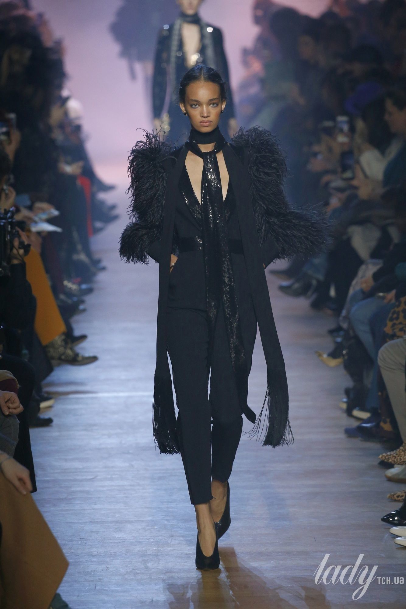 Коллекция Elie Saab прет-а-порте сезона осень-зима 2018-2019_59