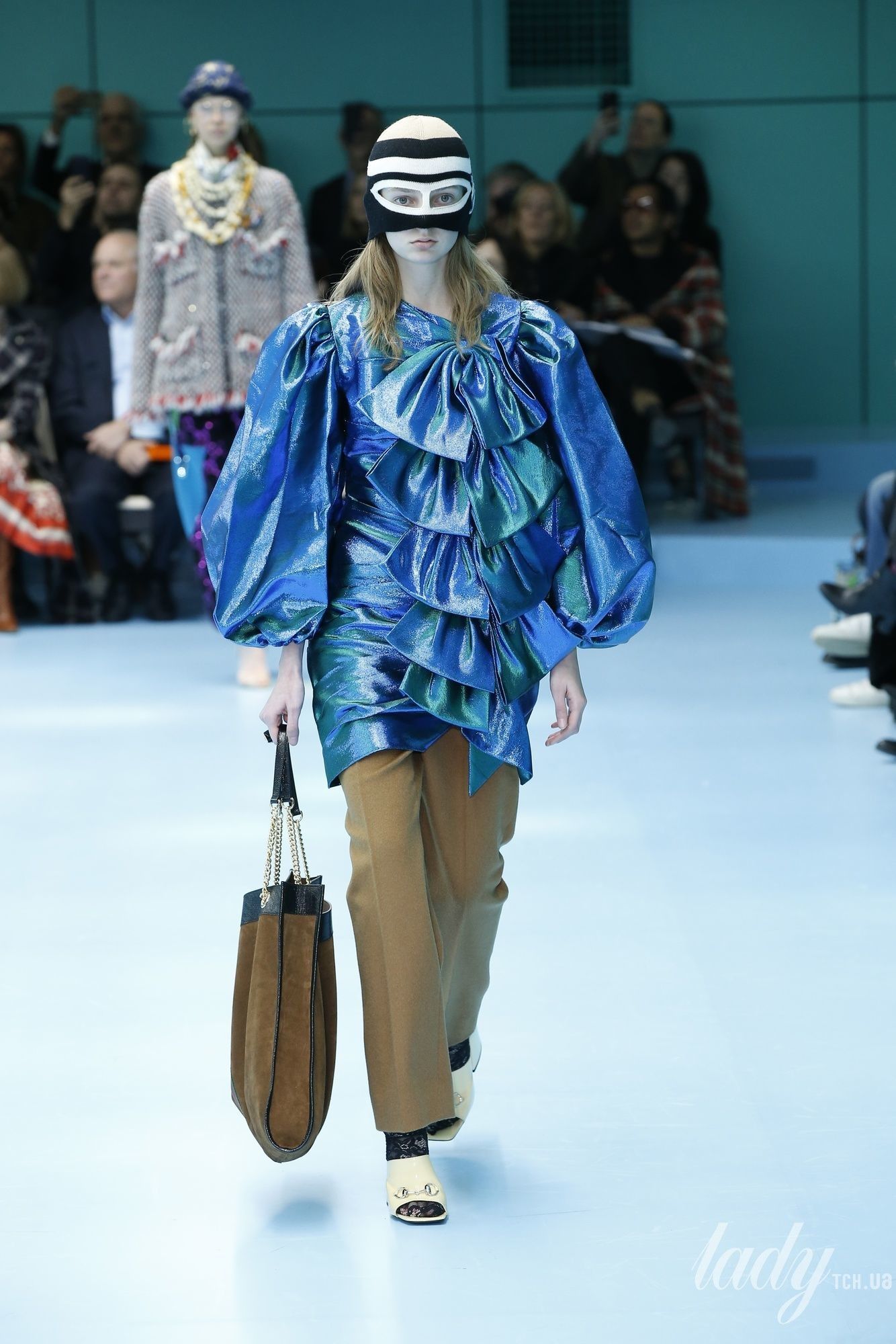 Коллекция Gucci прет-а-порте сезона осень-зима 2018-2019_4