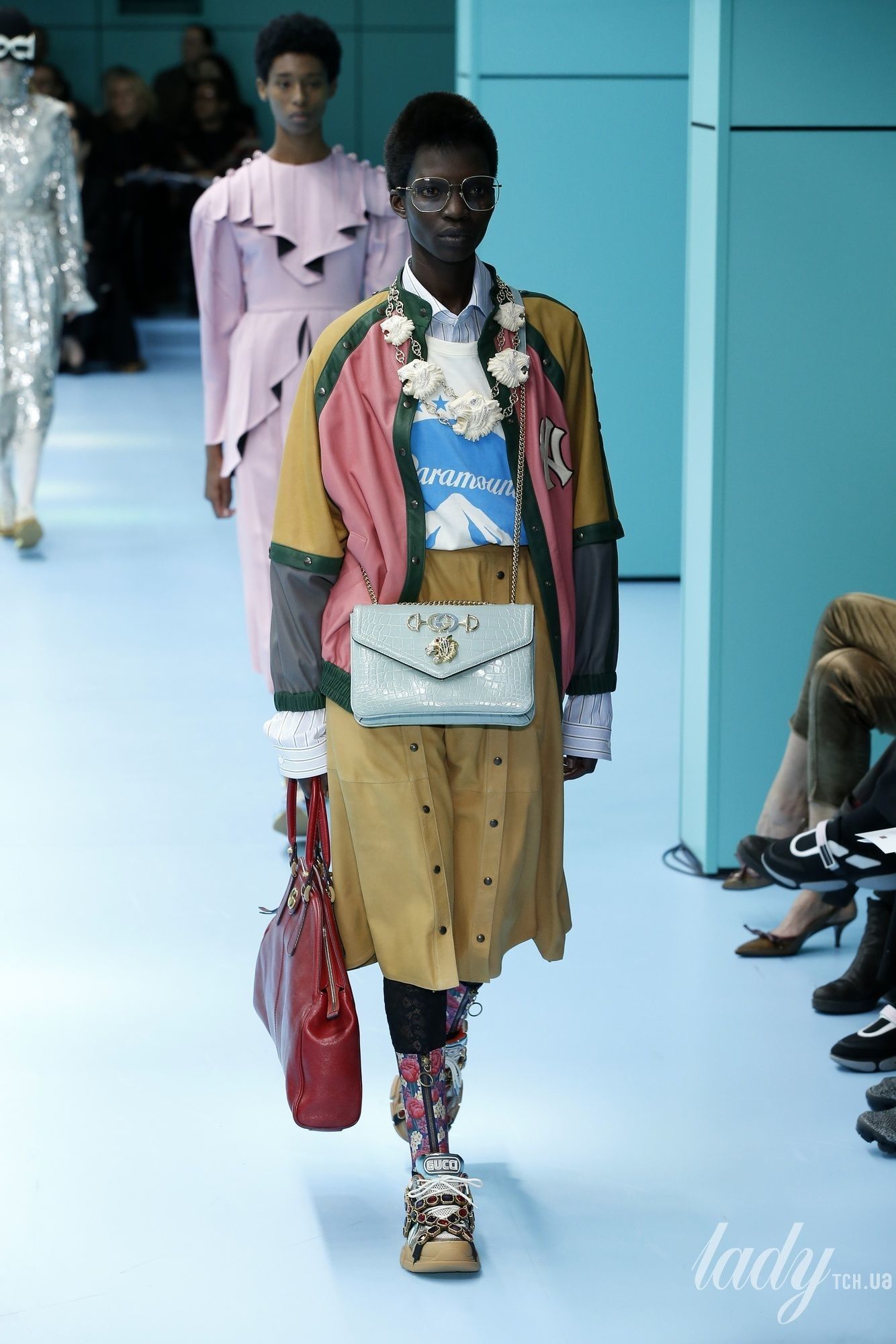 Коллекция Gucci прет-а-порте сезона осень-зима 2018-2019_28