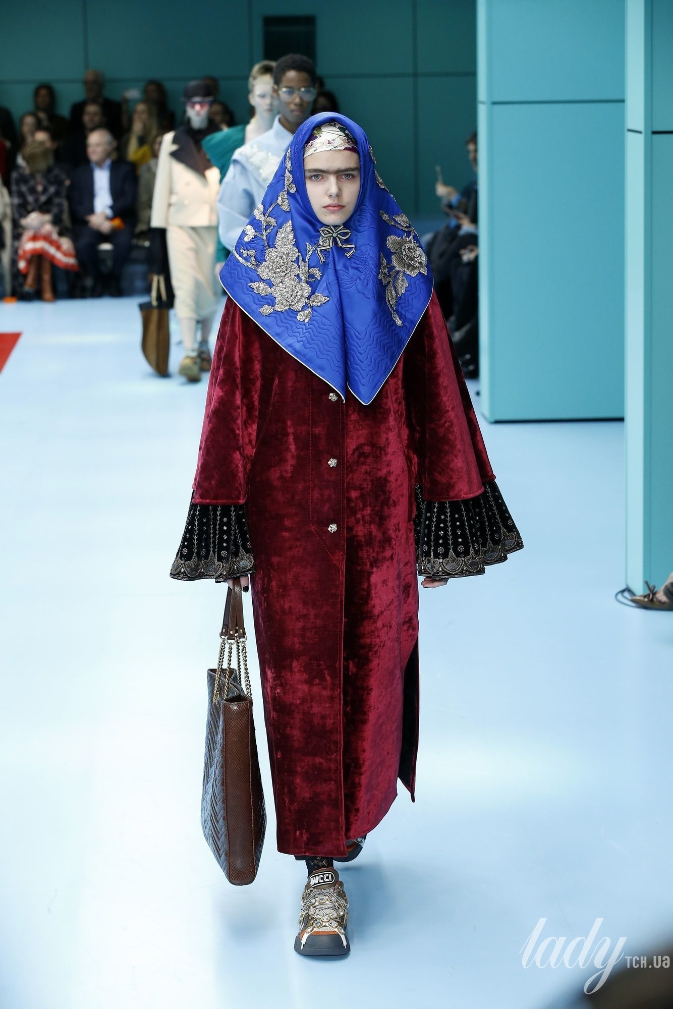 Коллекция Gucci прет-а-порте сезона осень-зима 2018-2019_43