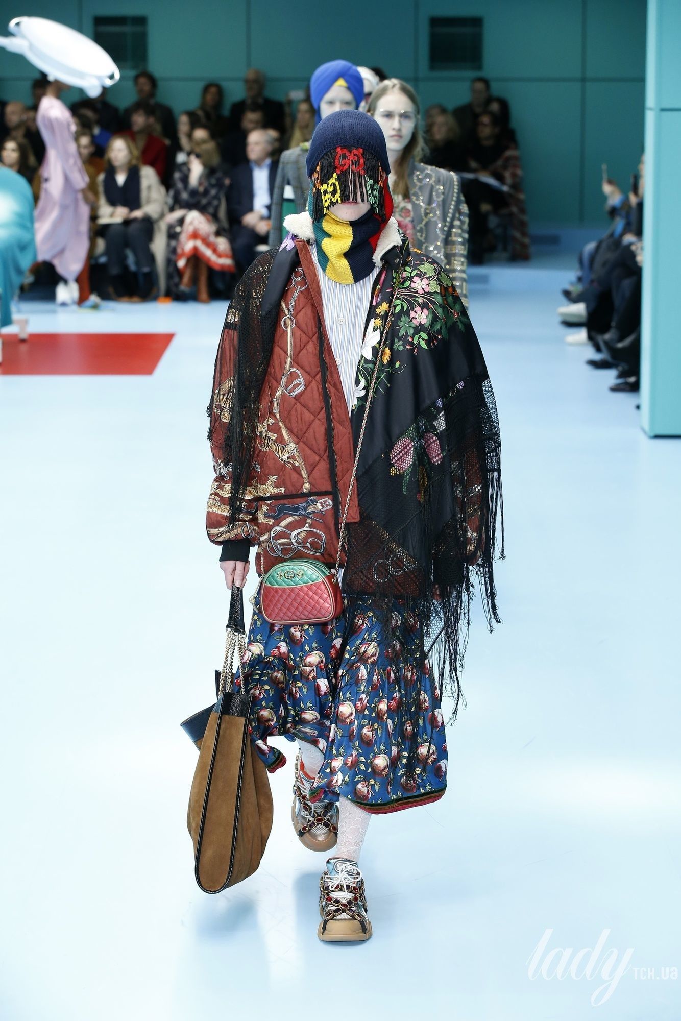 Коллекция Gucci прет-а-порте сезона осень-зима 2018-2019_24