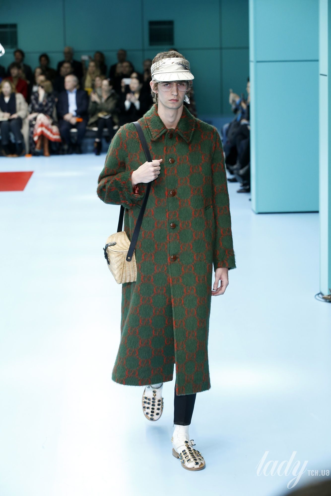 Коллекция Gucci прет-а-порте сезона осень-зима 2018-2019_22