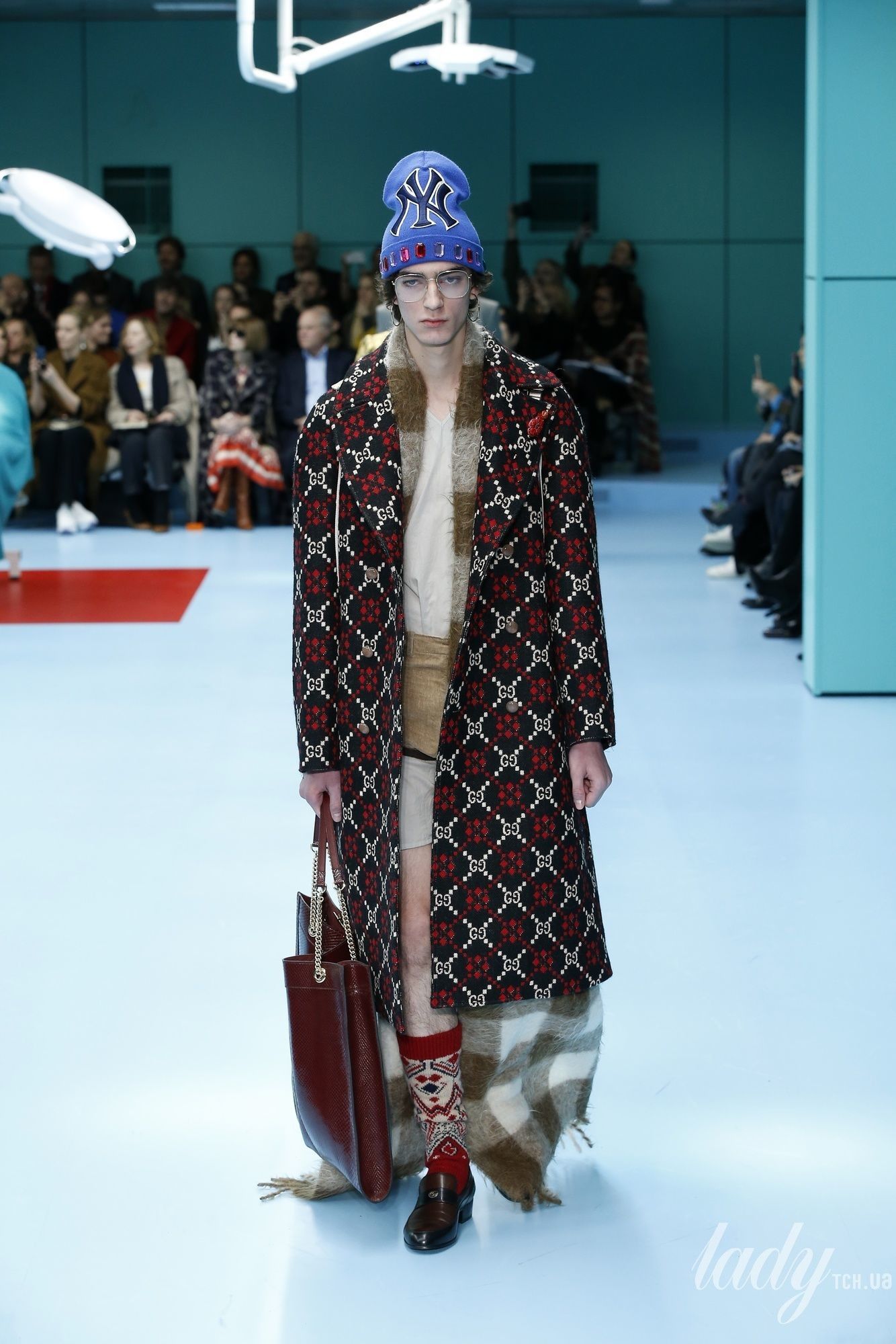 Коллекция Gucci прет-а-порте сезона осень-зима 2018-2019_37