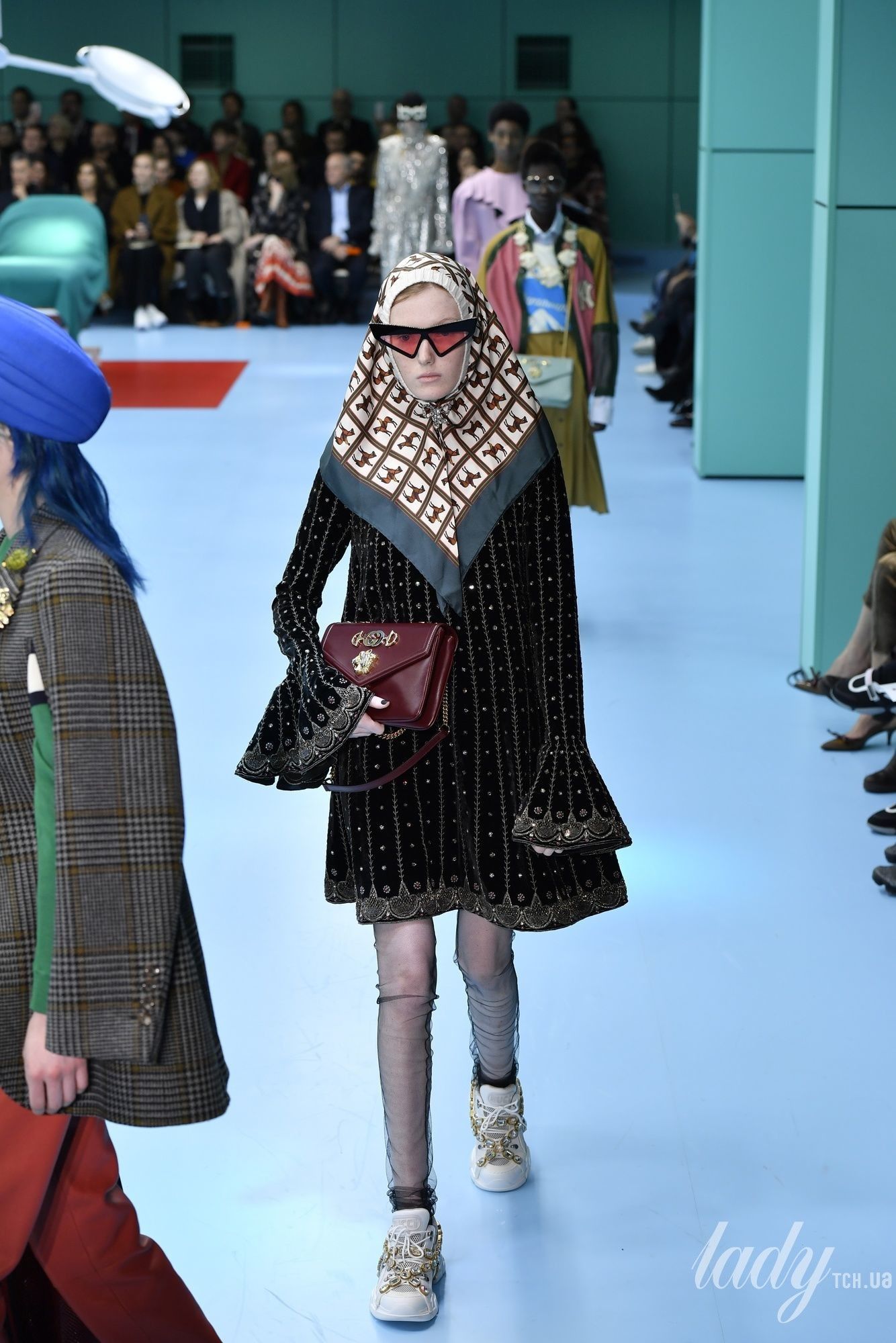 Коллекция Gucci прет-а-порте сезона осень-зима 2018-2019_27
