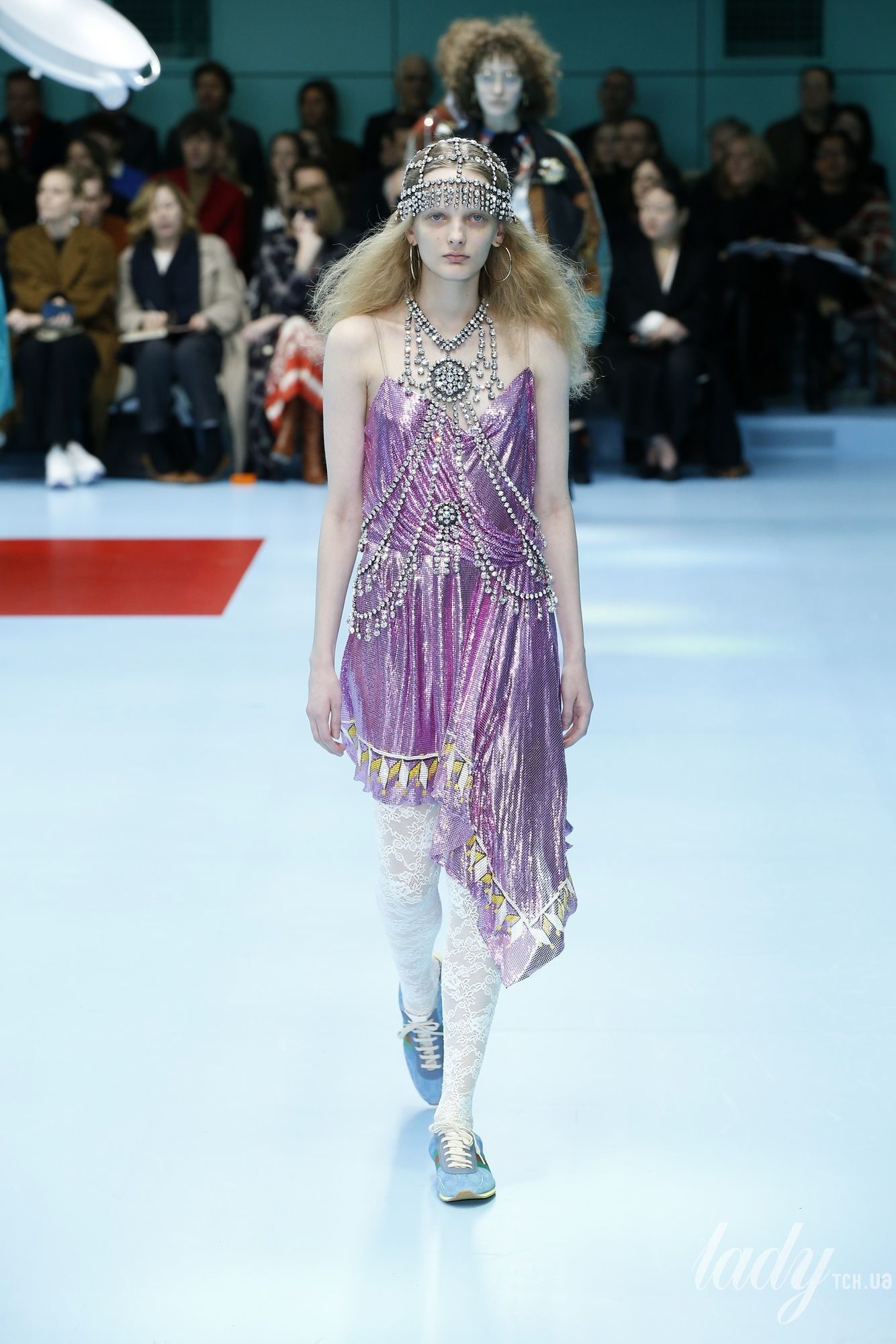 Коллекция Gucci прет-а-порте сезона осень-зима 2018-2019_31
