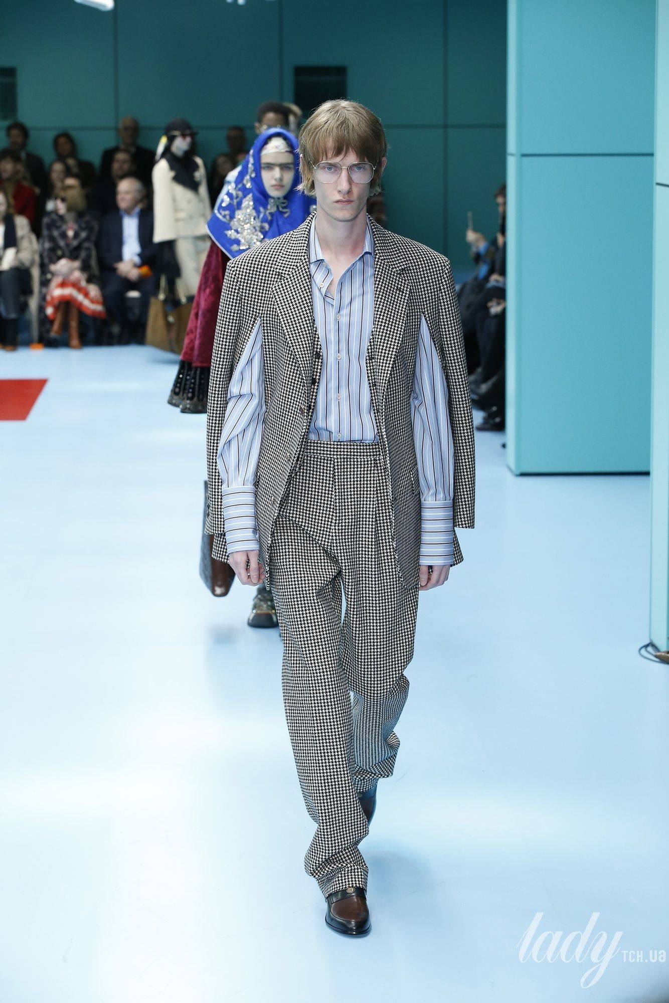 Коллекция Gucci прет-а-порте сезона осень-зима 2018-2019_42