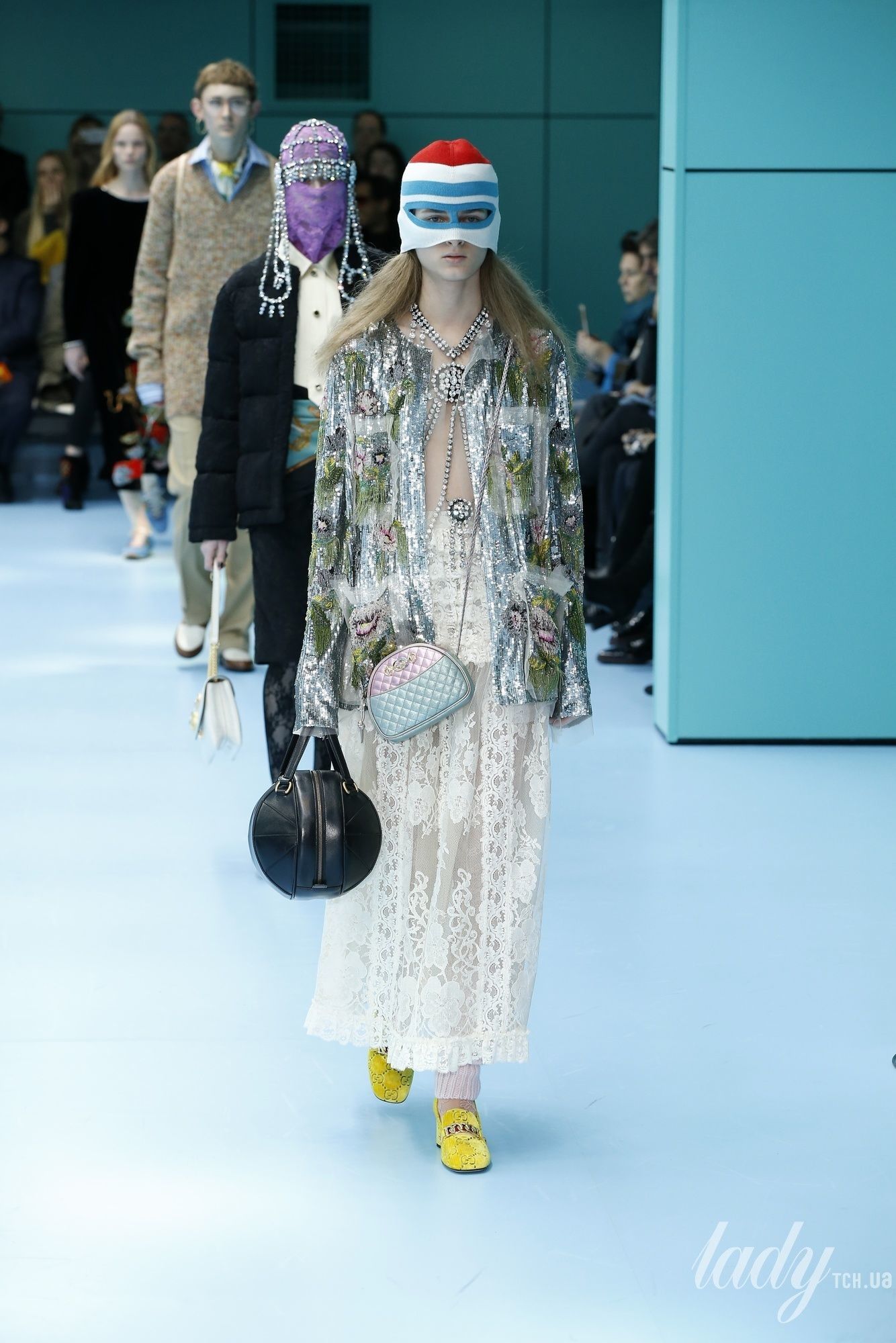 Коллекция Gucci прет-а-порте сезона осень-зима 2018-2019_55