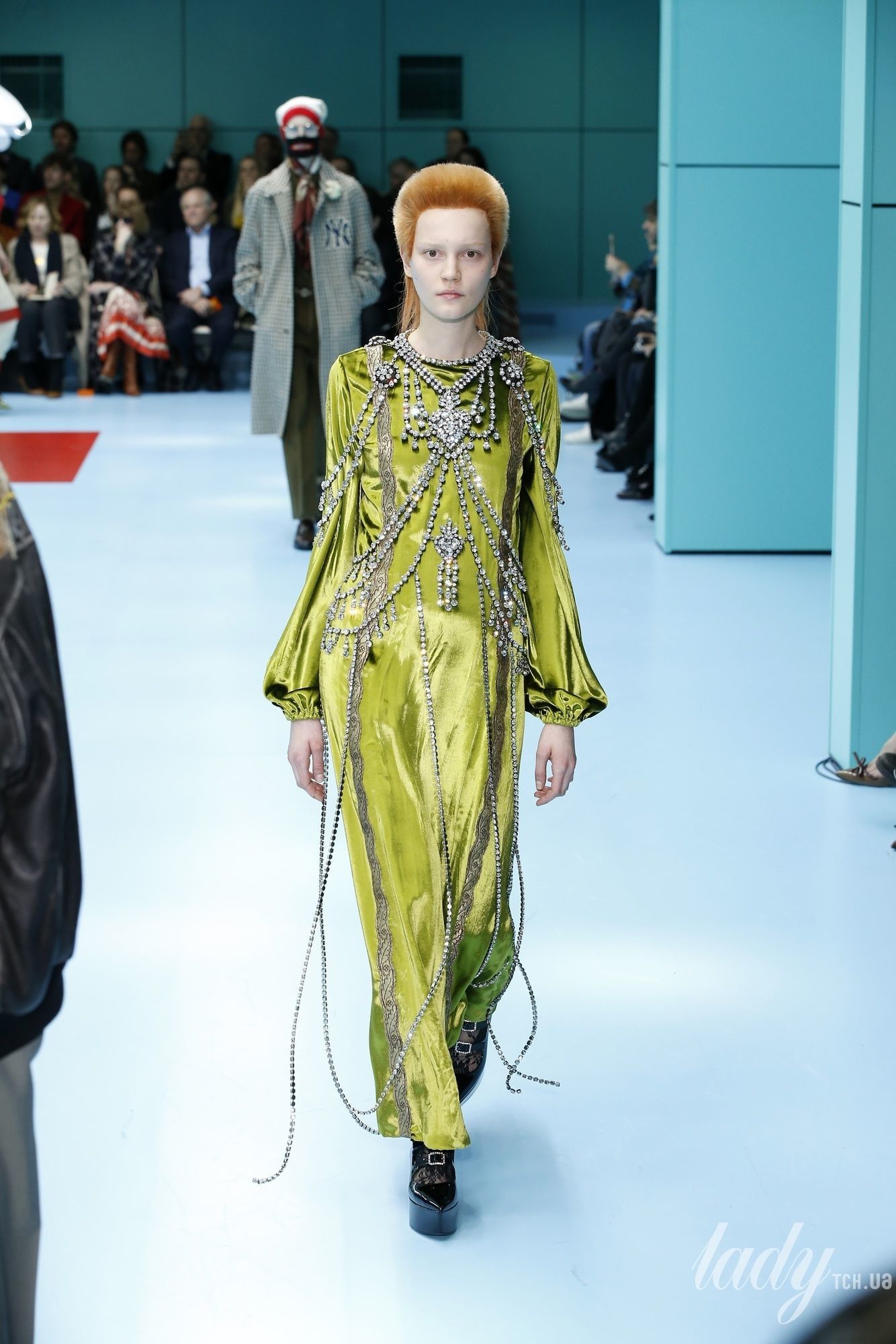 Коллекция Gucci прет-а-порте сезона осень-зима 2018-2019_50