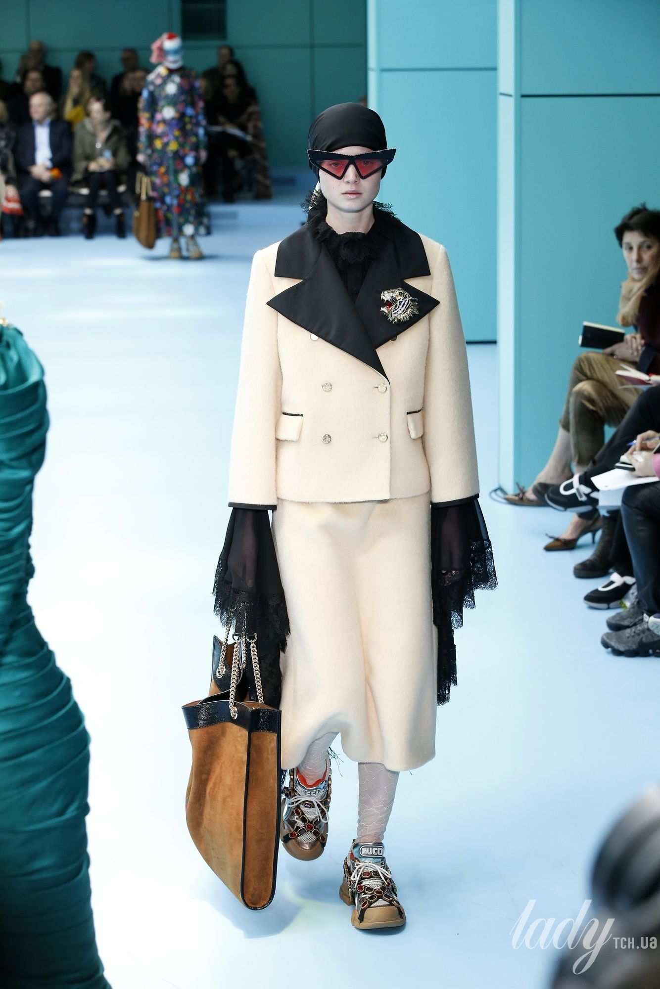 Коллекция Gucci прет-а-порте сезона осень-зима 2018-2019_46