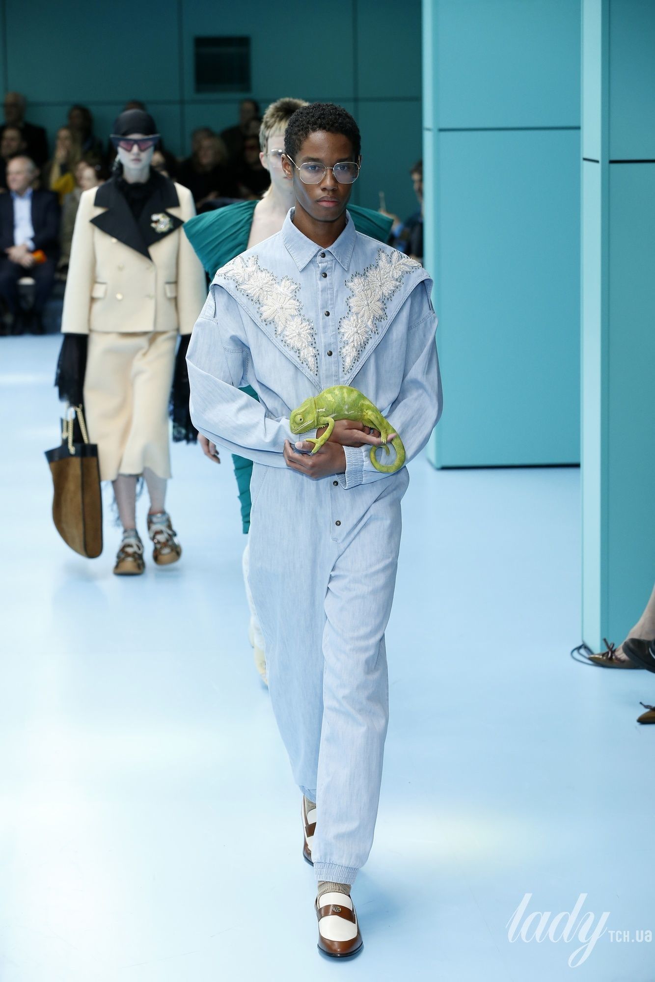 Коллекция Gucci прет-а-порте сезона осень-зима 2018-2019_44