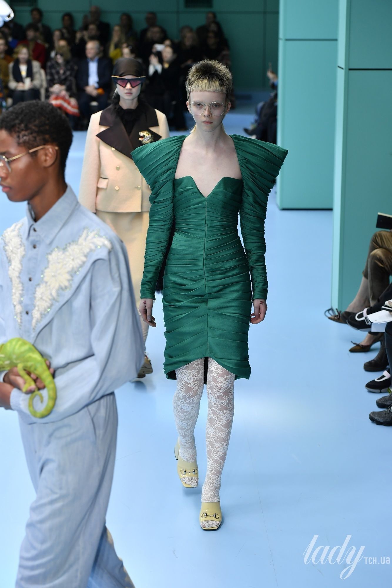 Коллекция Gucci прет-а-порте сезона осень-зима 2018-2019_45