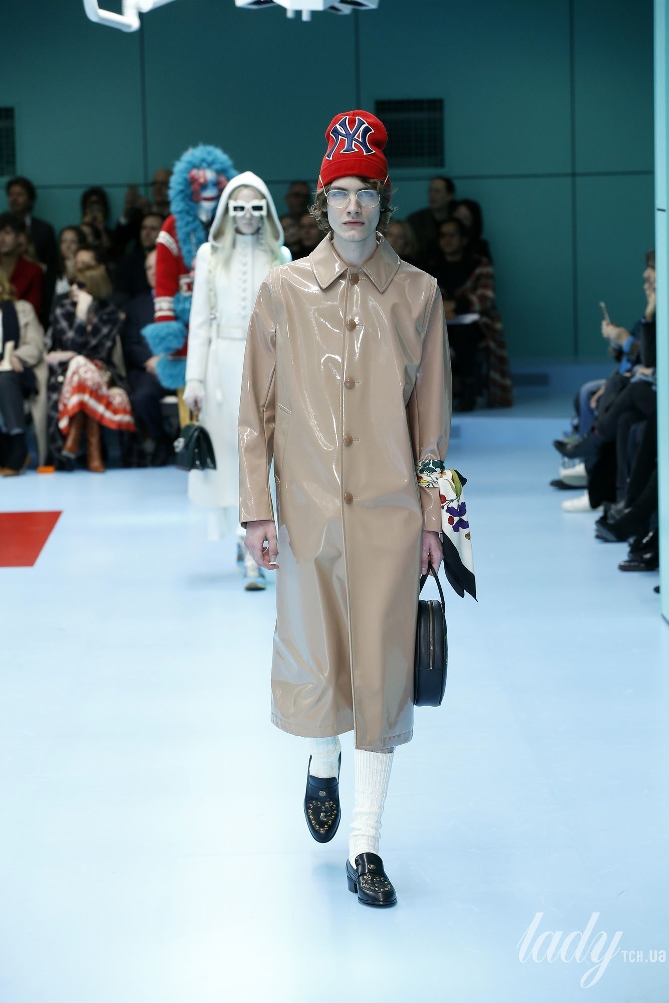 Коллекция Gucci прет-а-порте сезона осень-зима 2018-2019_60