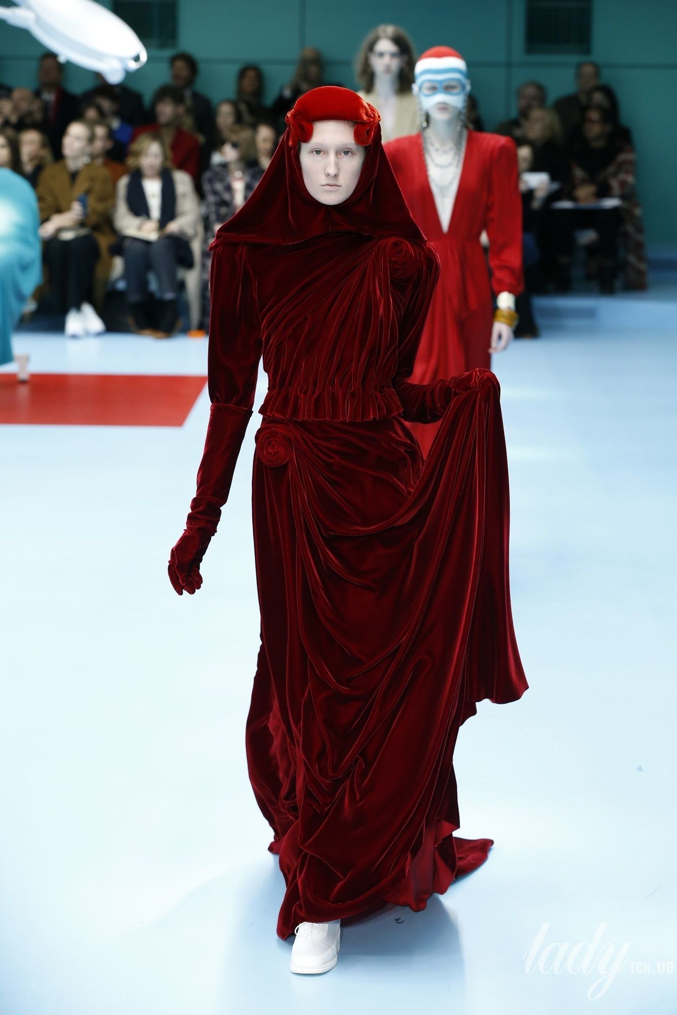 Коллекция Gucci прет-а-порте сезона осень-зима 2018-2019_78
