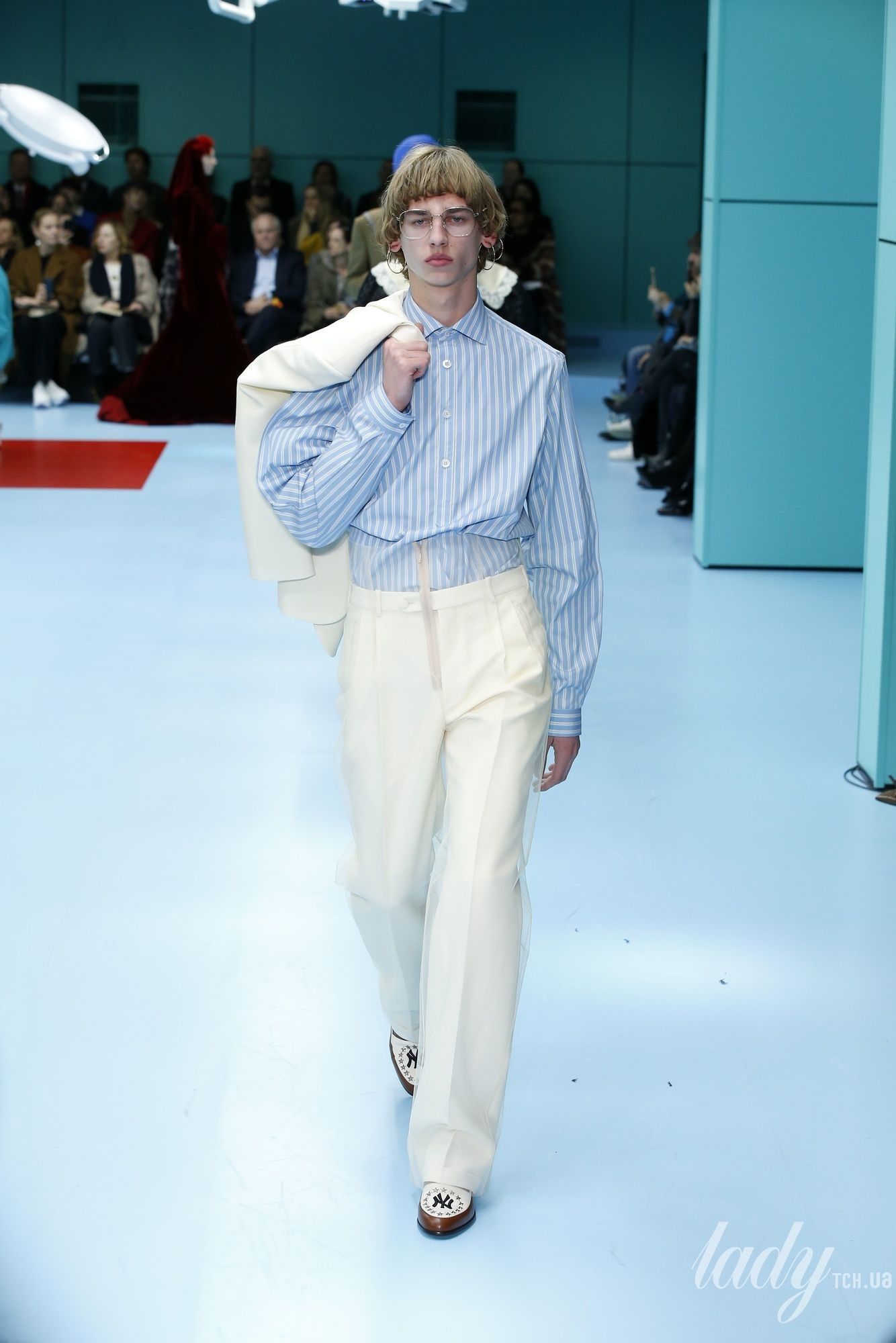 Коллекция Gucci прет-а-порте сезона осень-зима 2018-2019_75