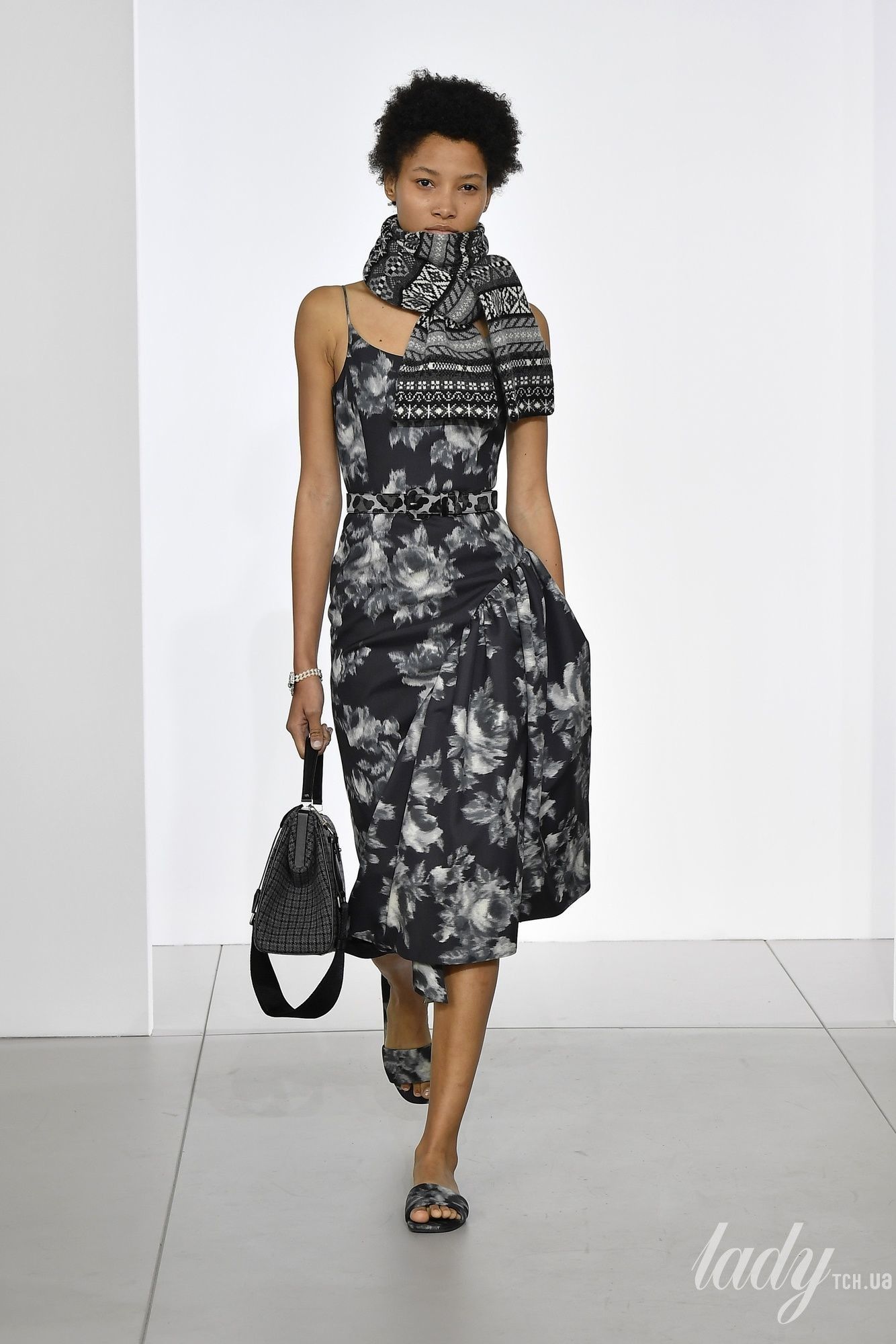 Коллекция Michael Kors прет-а-порте сезона осень-зима 2018-2019_18