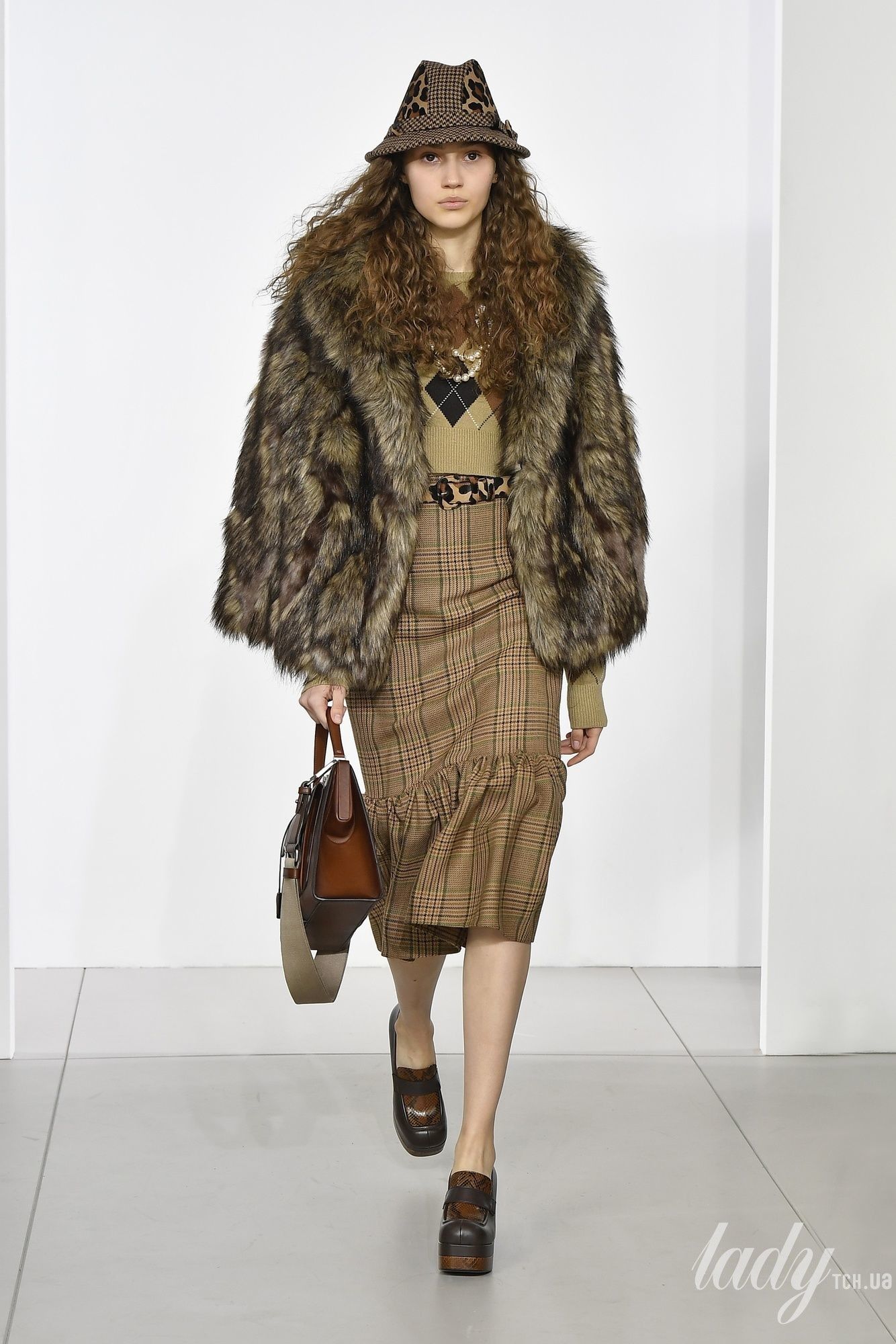 Коллекция Michael Kors прет-а-порте сезона осень-зима 2018-2019_26