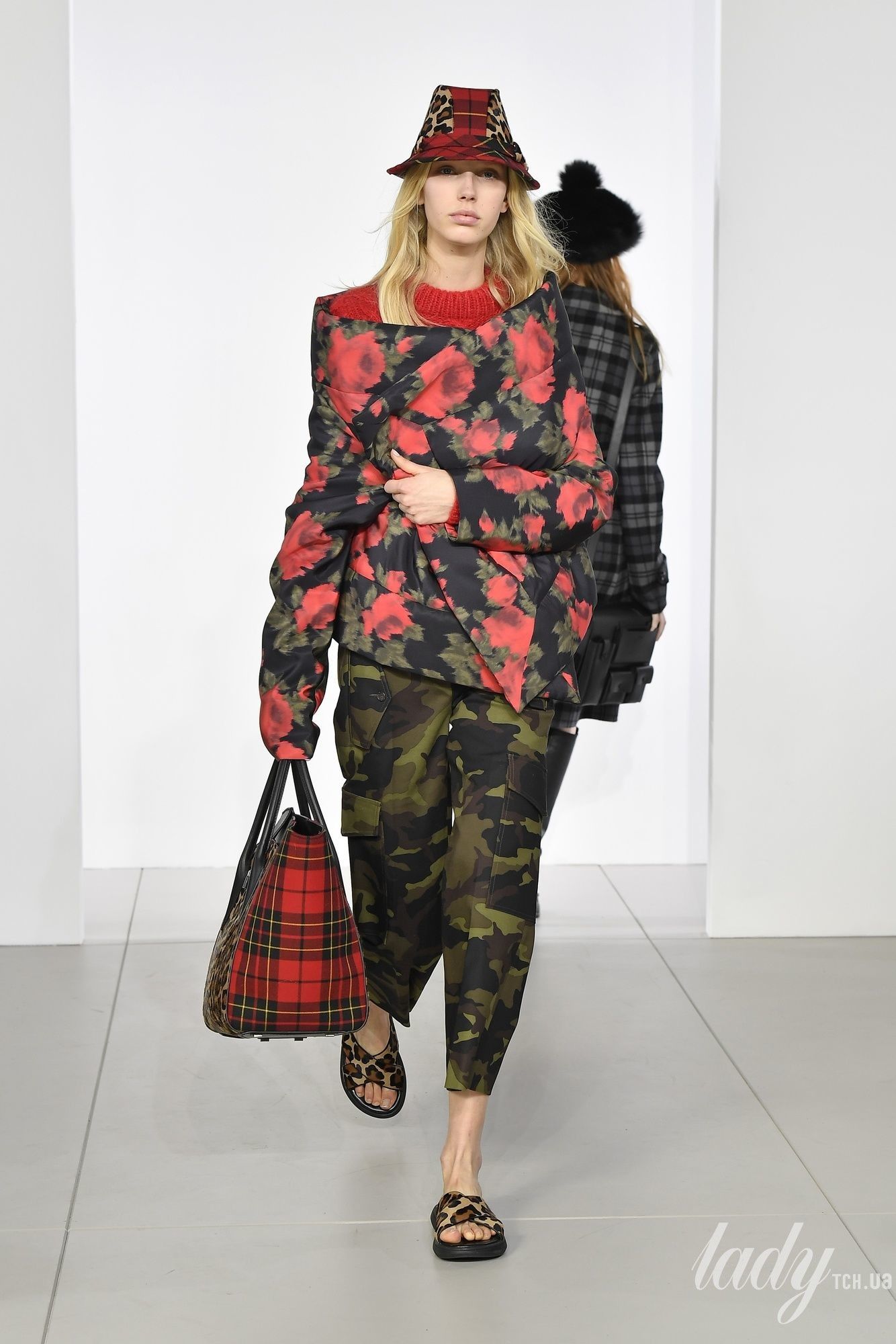 Коллекция Michael Kors прет-а-порте сезона осень-зима 2018-2019_27