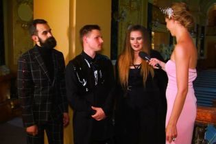 Участница группы KAZKA заявила, что не стесняется своих лишних килограммов и имеет странное хобби