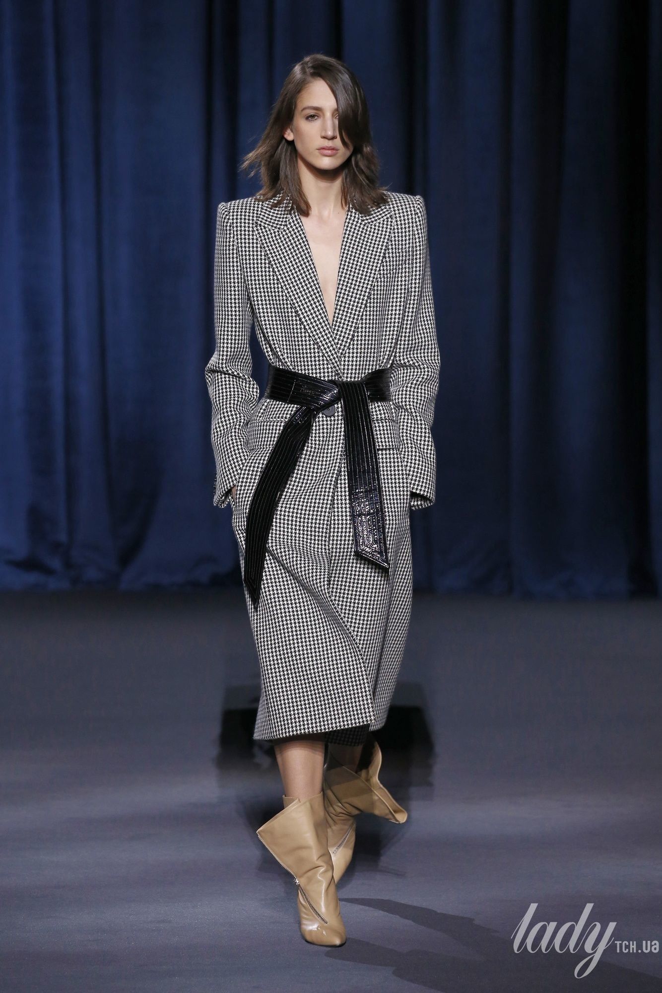 Коллеекция Givenchy прет-а-порте сезона осень-зима 2018-2019_5