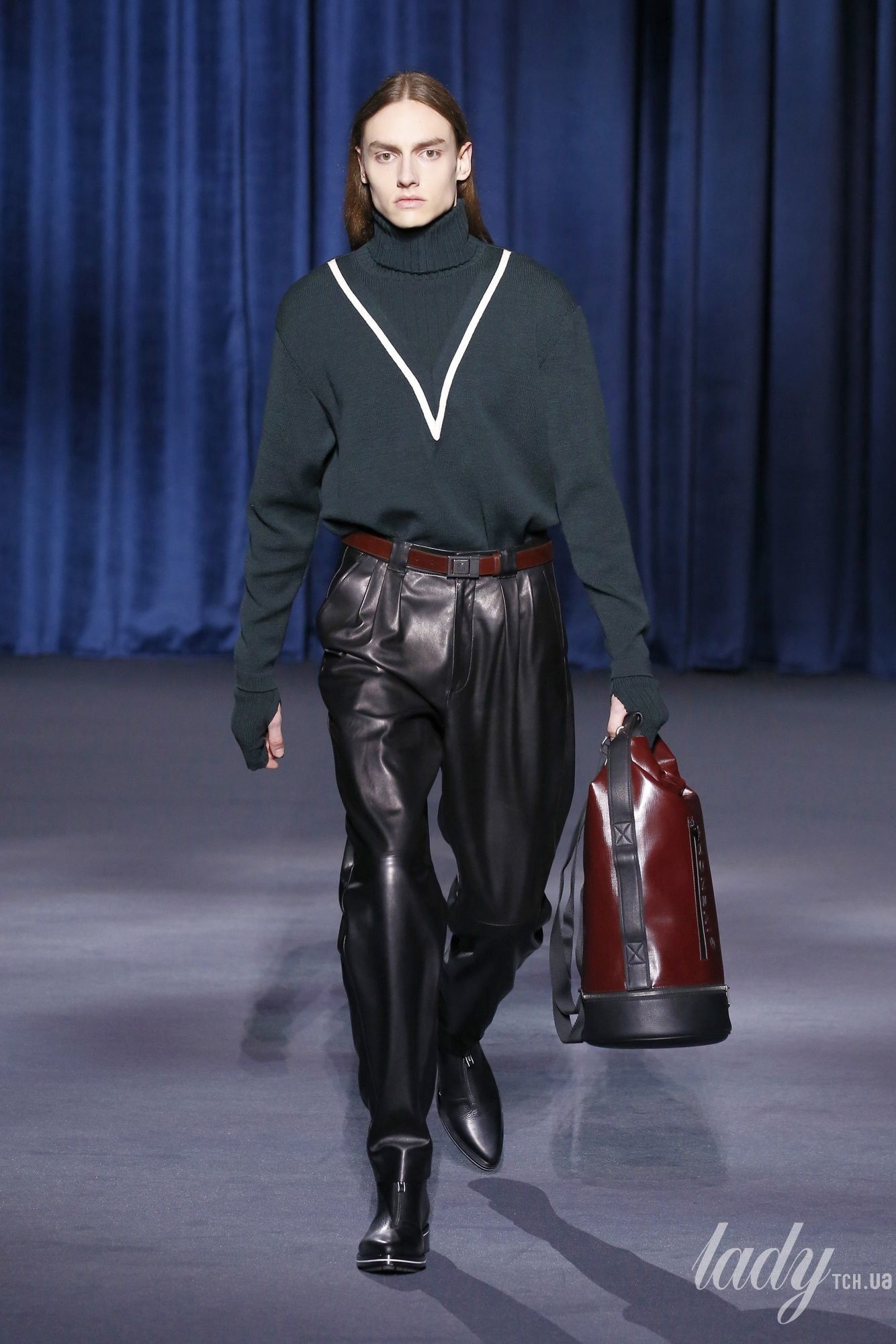 Коллеекция Givenchy прет-а-порте сезона осень-зима 2018-2019_25