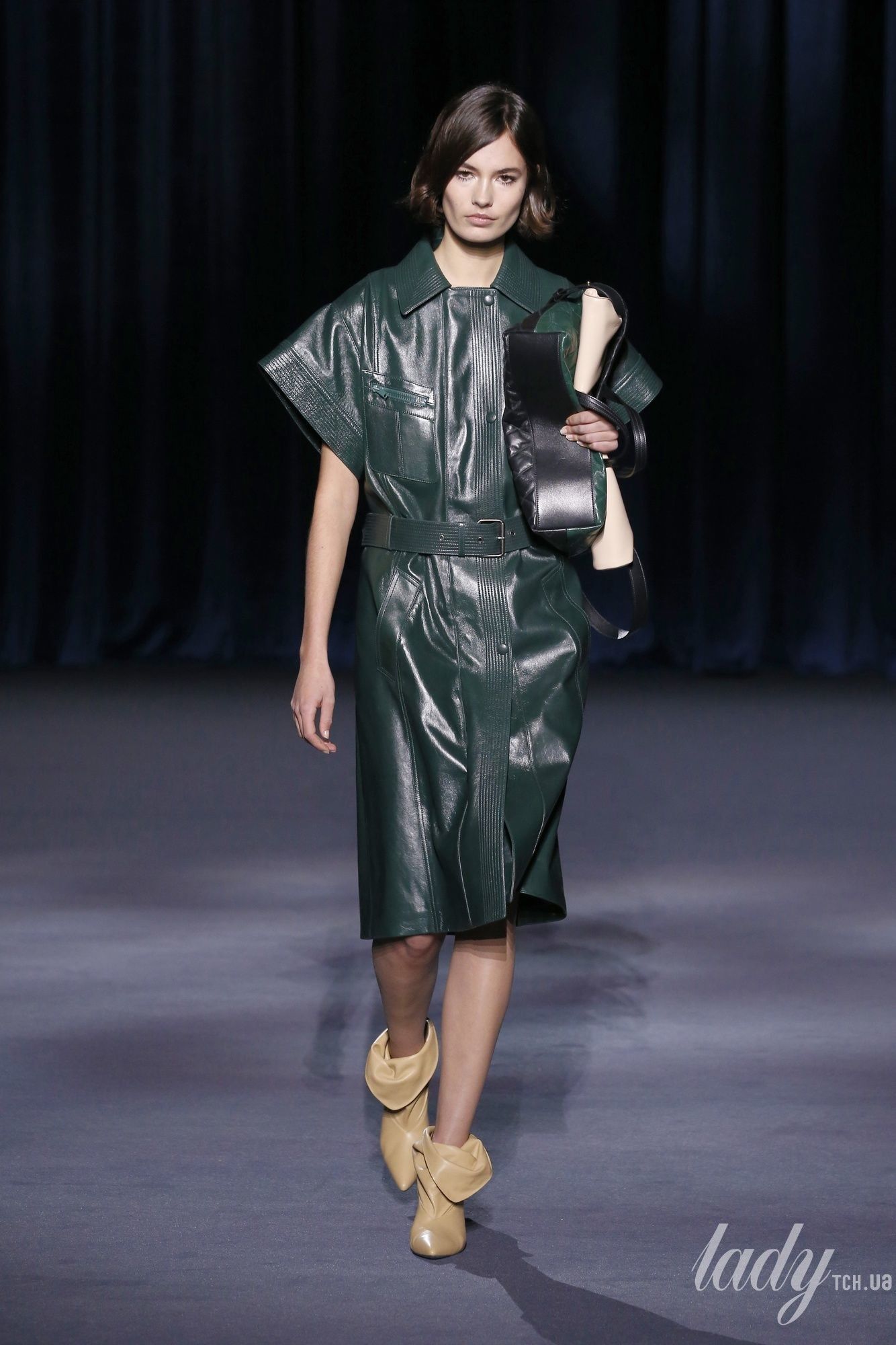Коллеекция Givenchy прет-а-порте сезона осень-зима 2018-2019_15