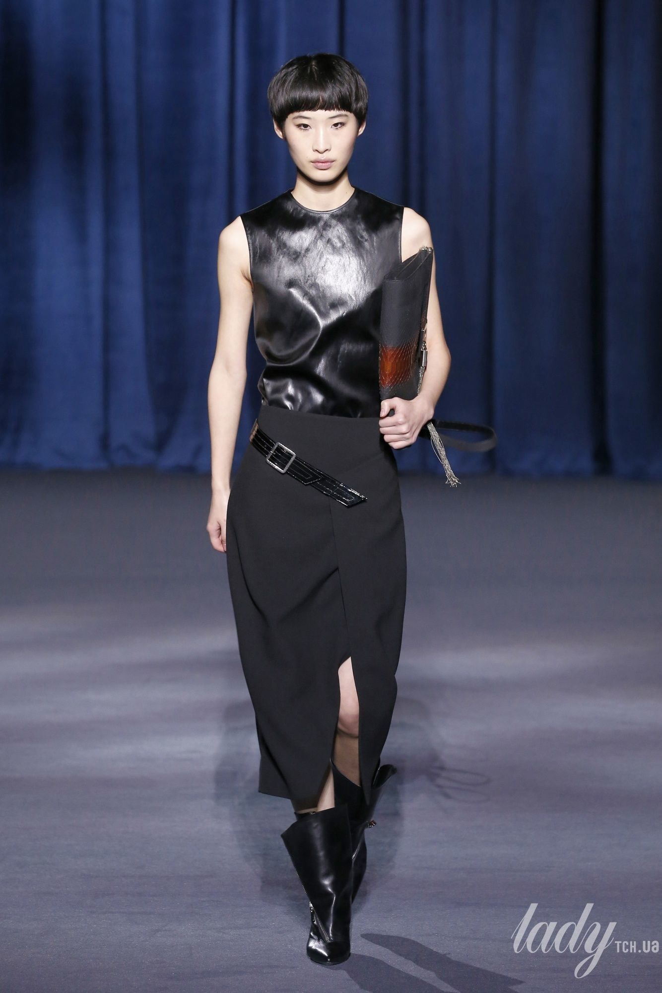 Коллеекция Givenchy прет-а-порте сезона осень-зима 2018-2019_18