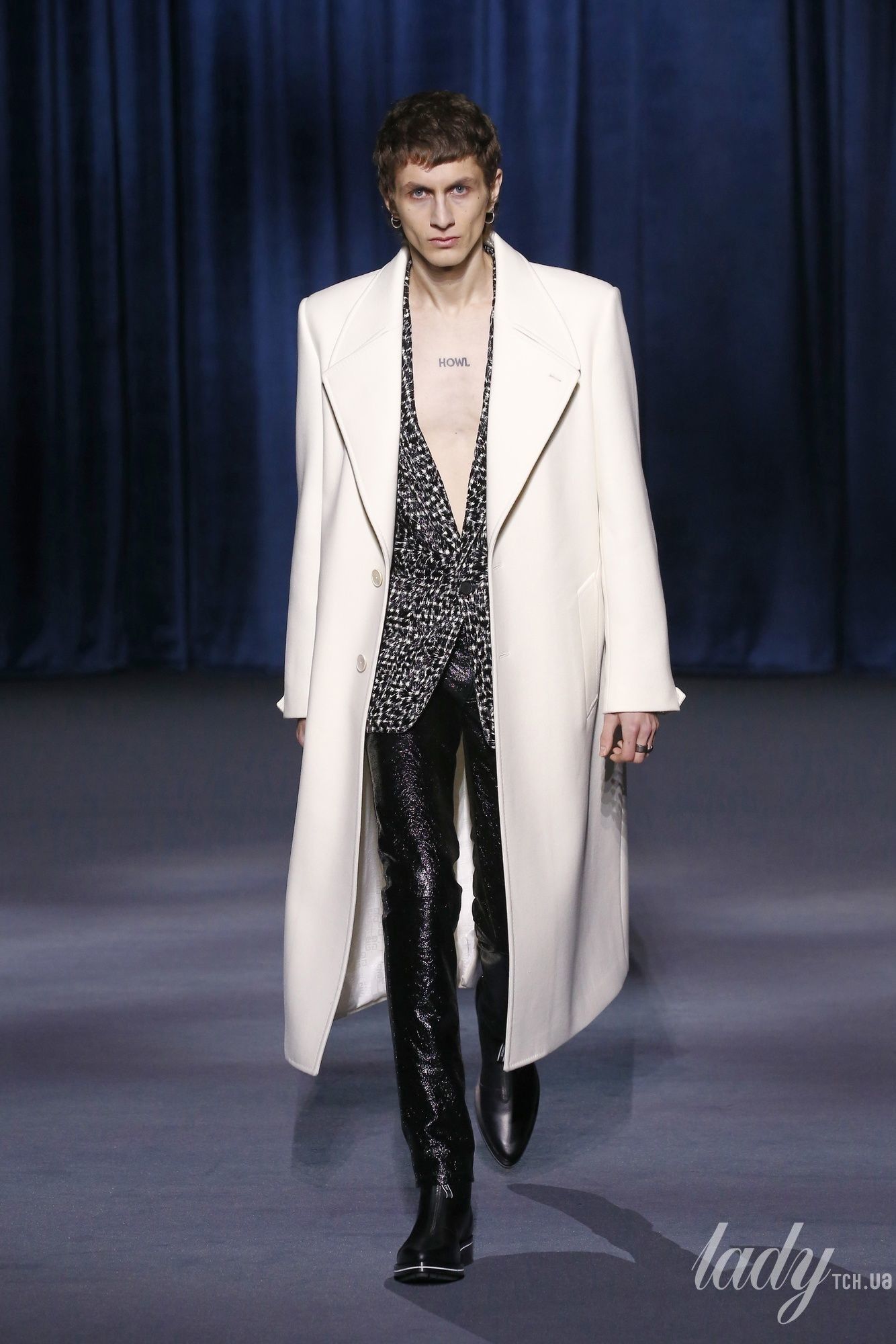 Коллеекция Givenchy прет-а-порте сезона осень-зима 2018-2019_46