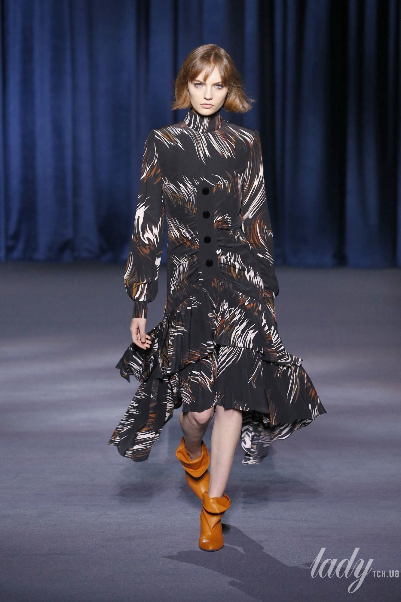 Коллеекция Givenchy прет-а-порте сезона осень-зима 2018-2019_36